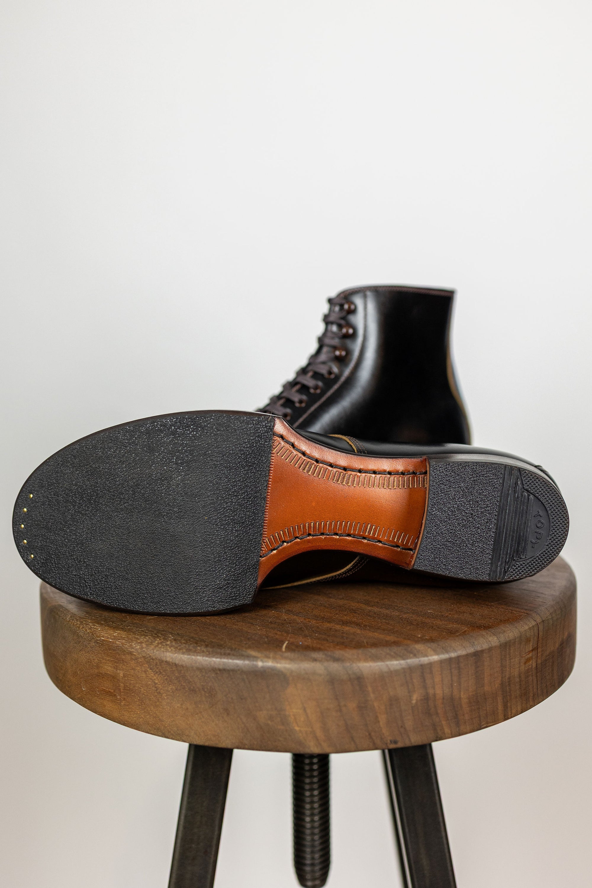 The 2 Monkeys Sportif - Black French Calfskin