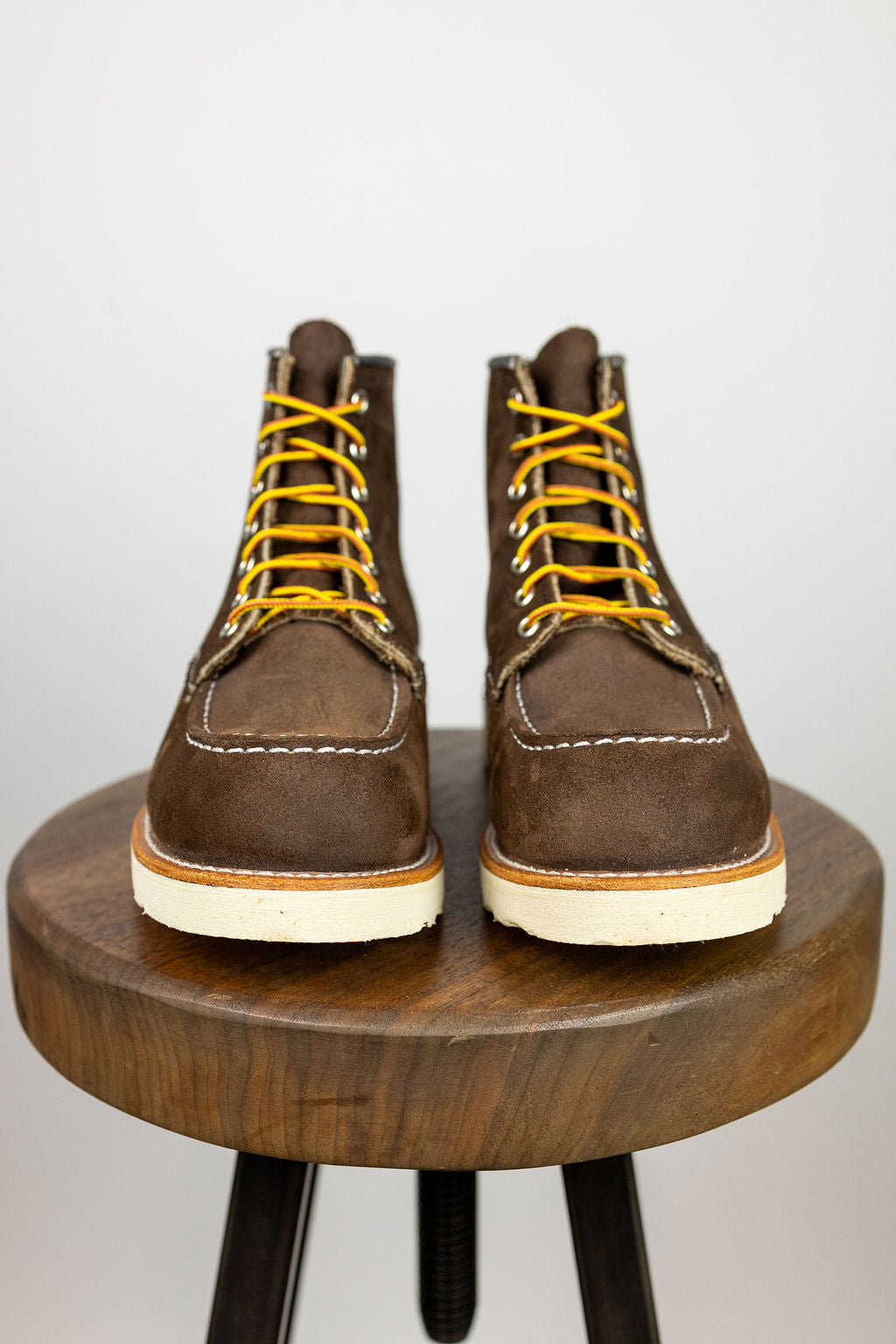 Red Wing Heritage Classic Moc 8836 - Chocolate Muleskinner Leather