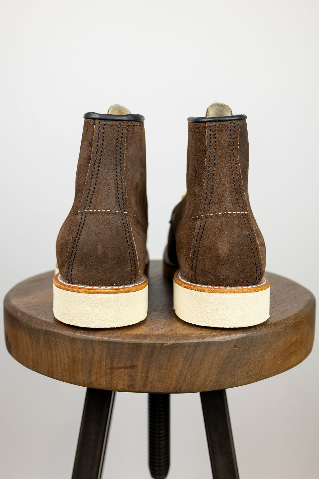 Red Wing Heritage Classic Moc 8836 - Chocolate Muleskinner Leather