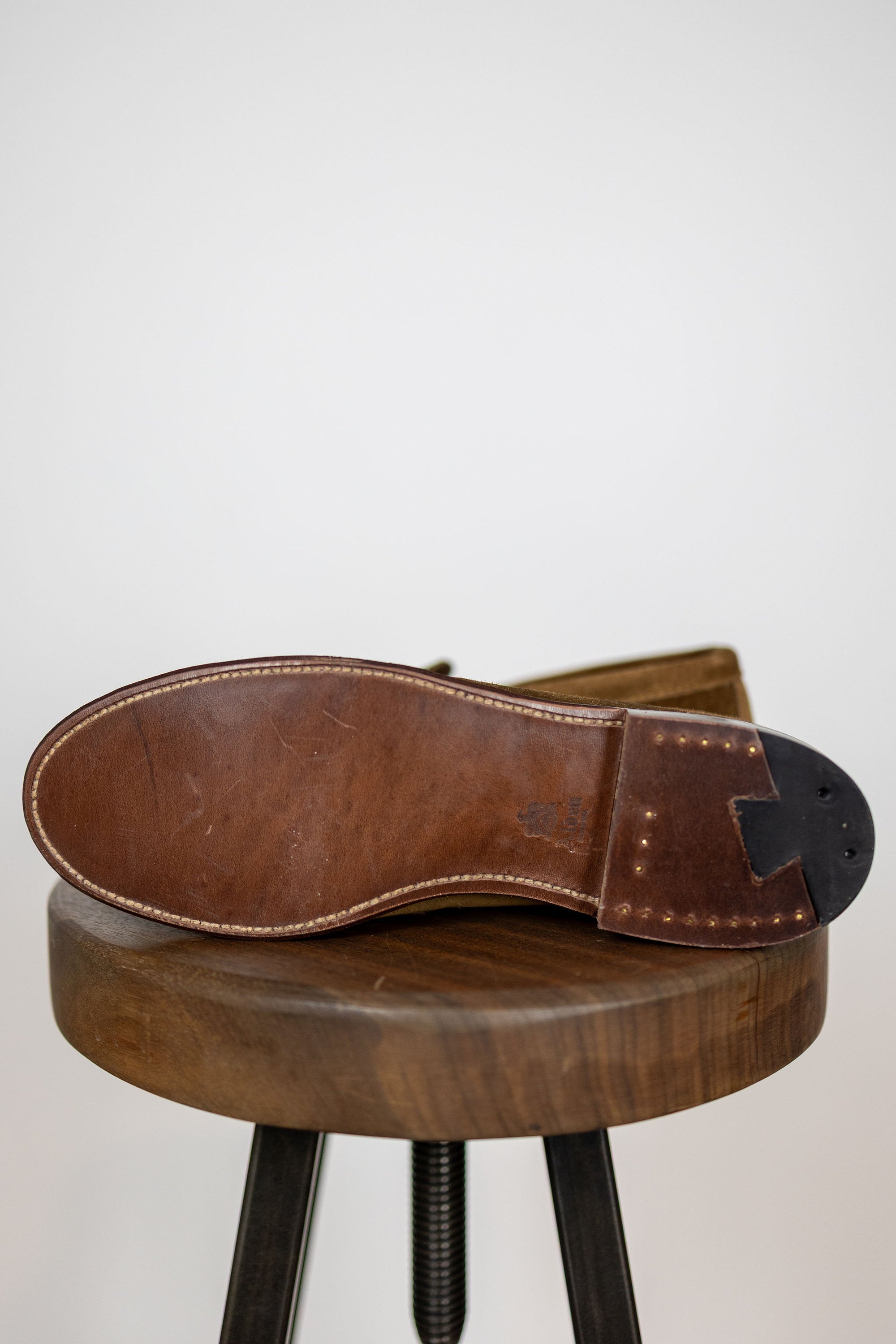 Alden 6243F Unlined Leisure Handsewn Penny Loafer LHS - Snuff Suede