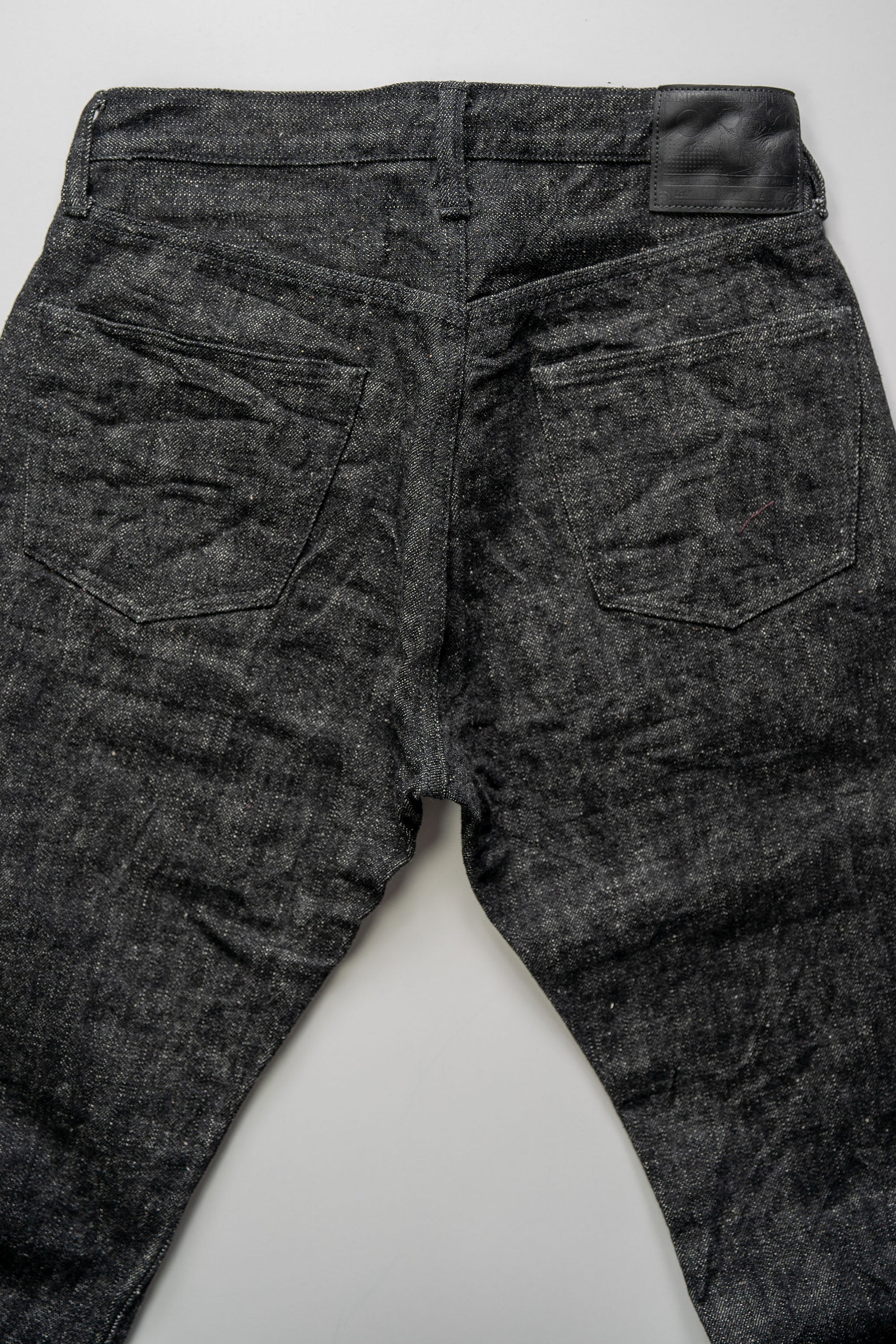 Samurai S211BK 17oz "Koku Benikei" Black Selvedge Relaxed Tapered - One Wash