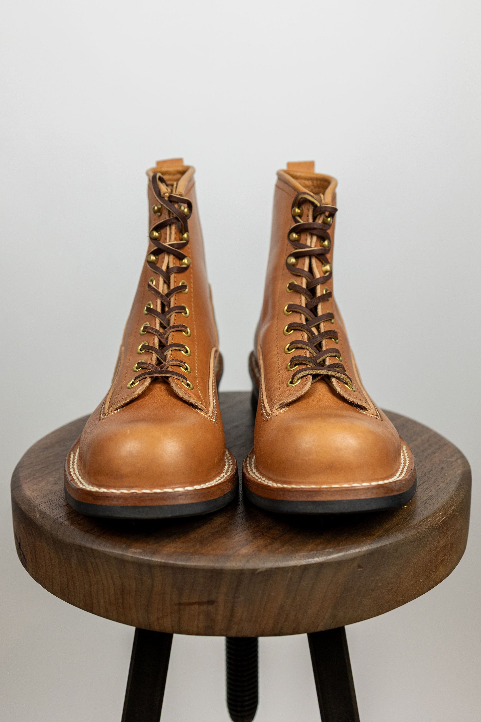 The Flat Head FN-FB-004 Horsehide Logger Boots - Beige