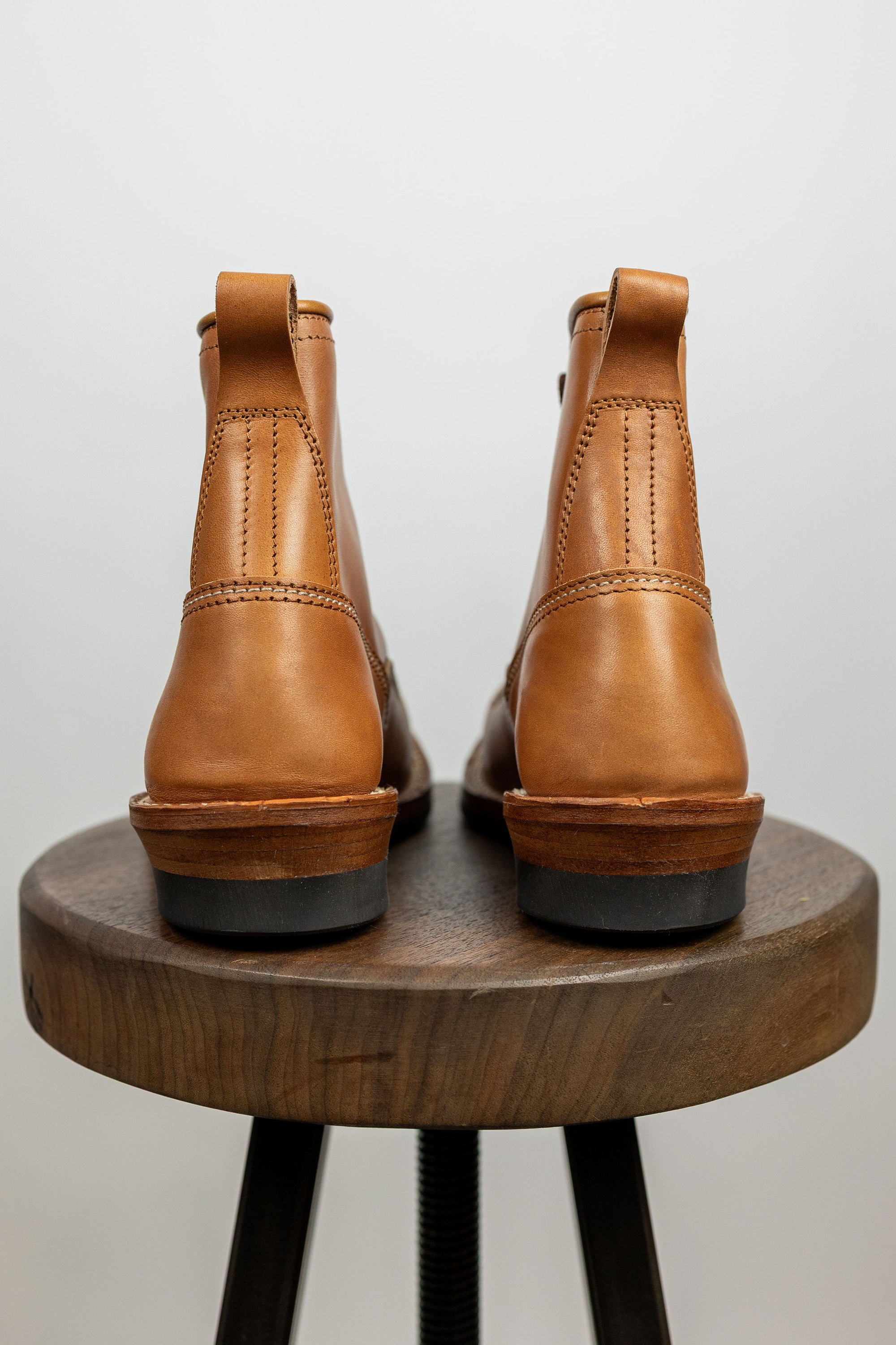 The Flat Head FN-FB-004 Horsehide Logger Boots - Beige