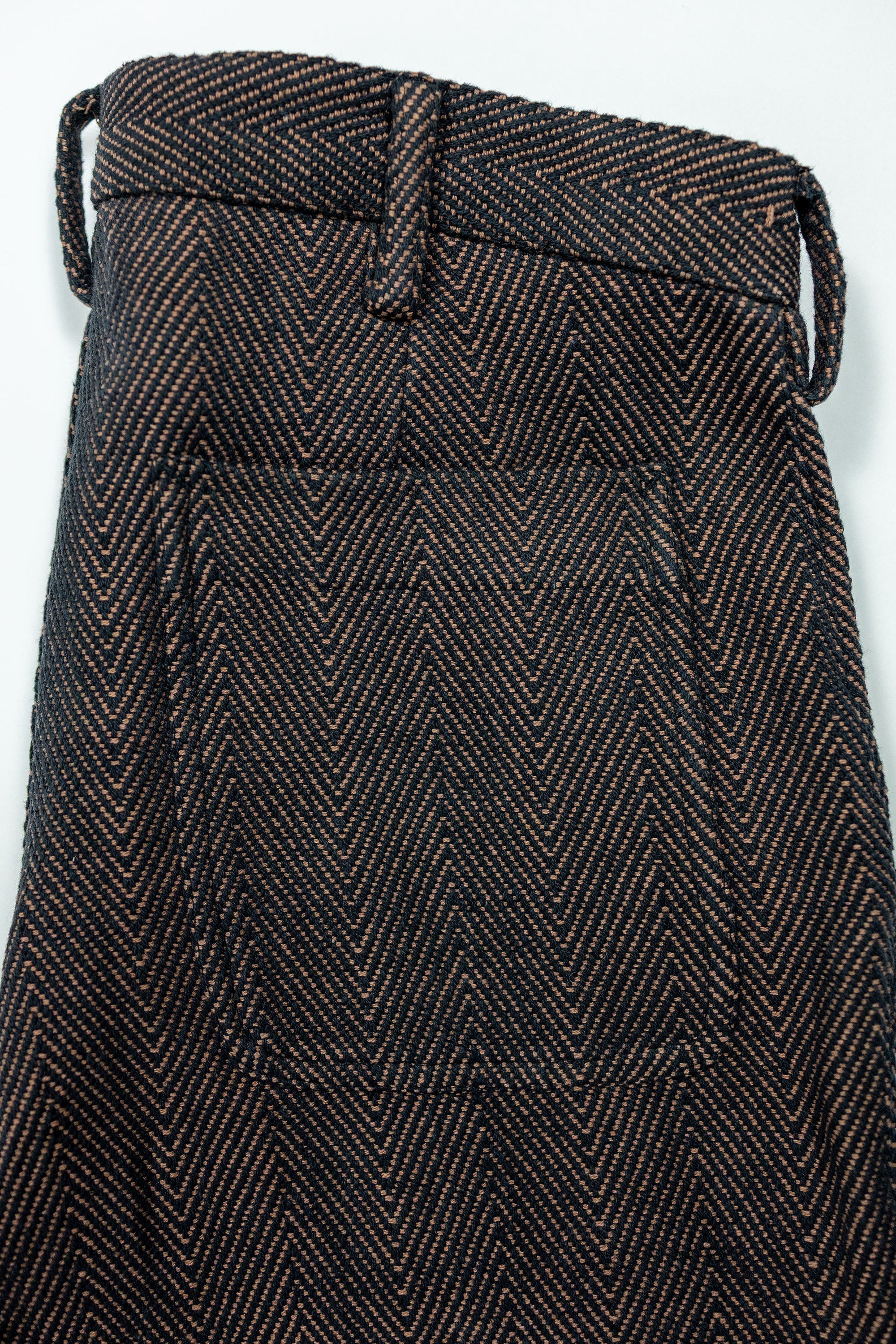 Indi + Ash Isaac Pant - Iron/Cutch Brick Handspun Herringbone