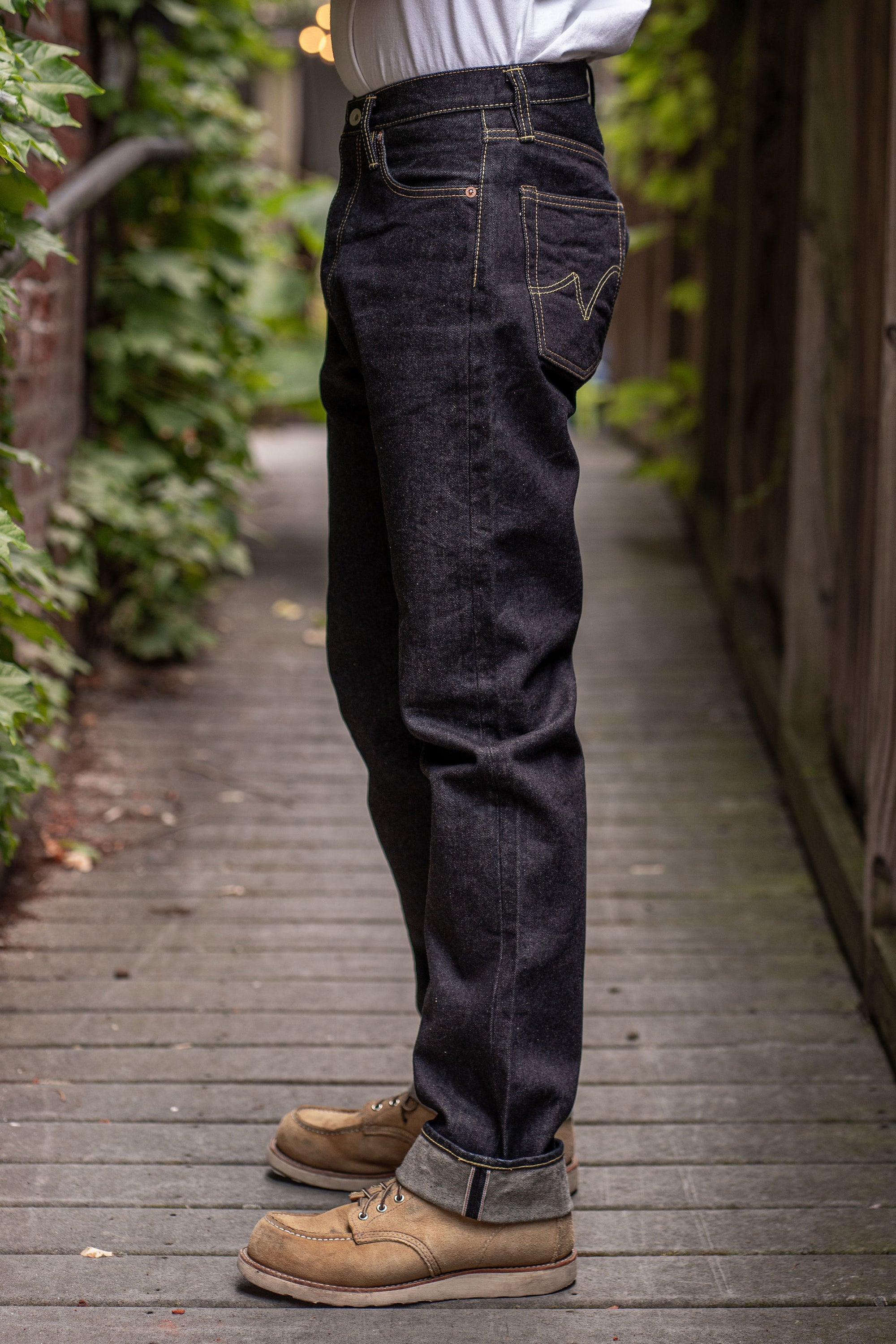 Iron Heart IH-888S-142 14oz Selvedge Denim Medium/High Rise Tapered Cut Jeans - Indigo