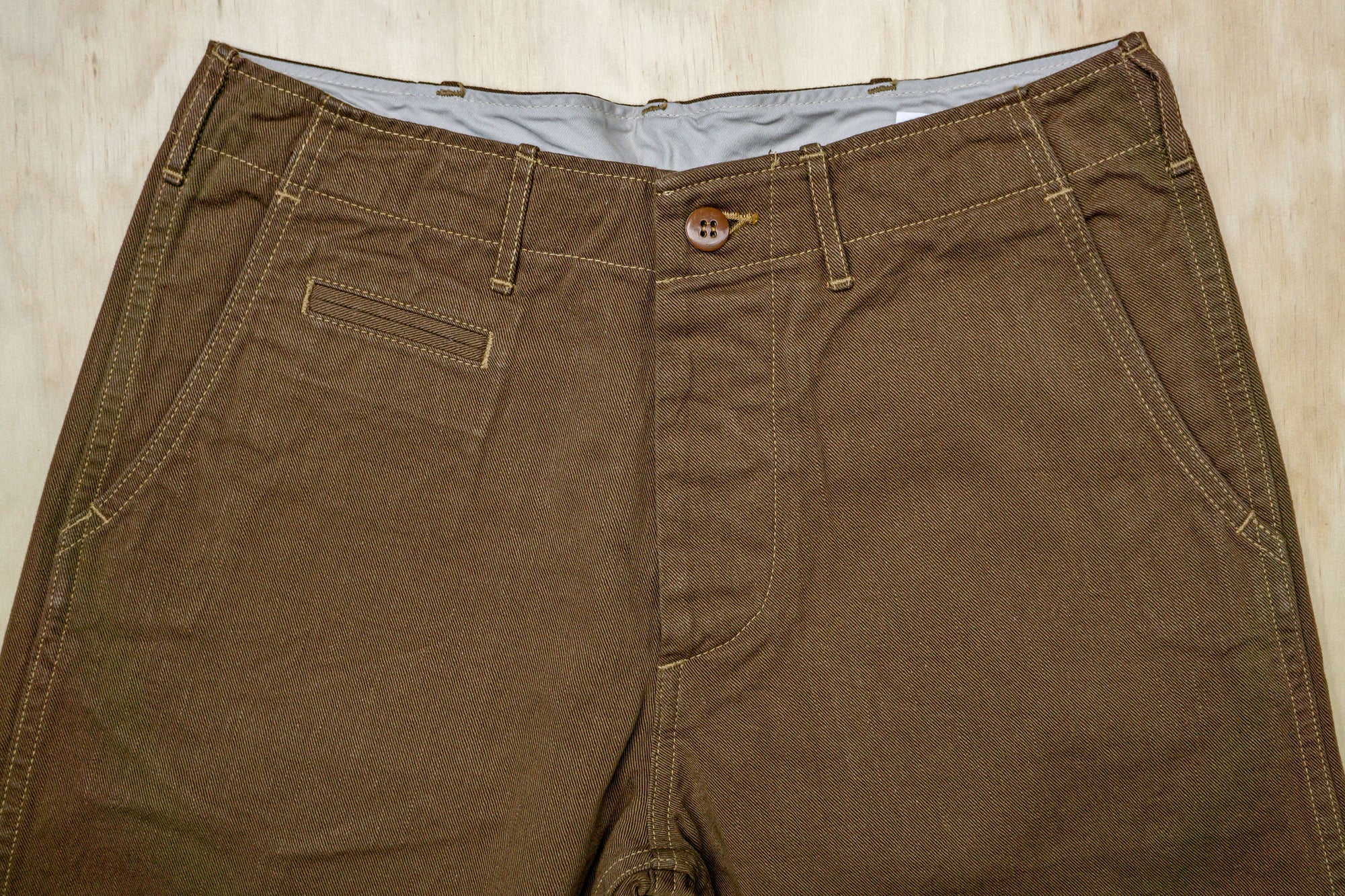 UES C408 - Regular Chinos - Olive