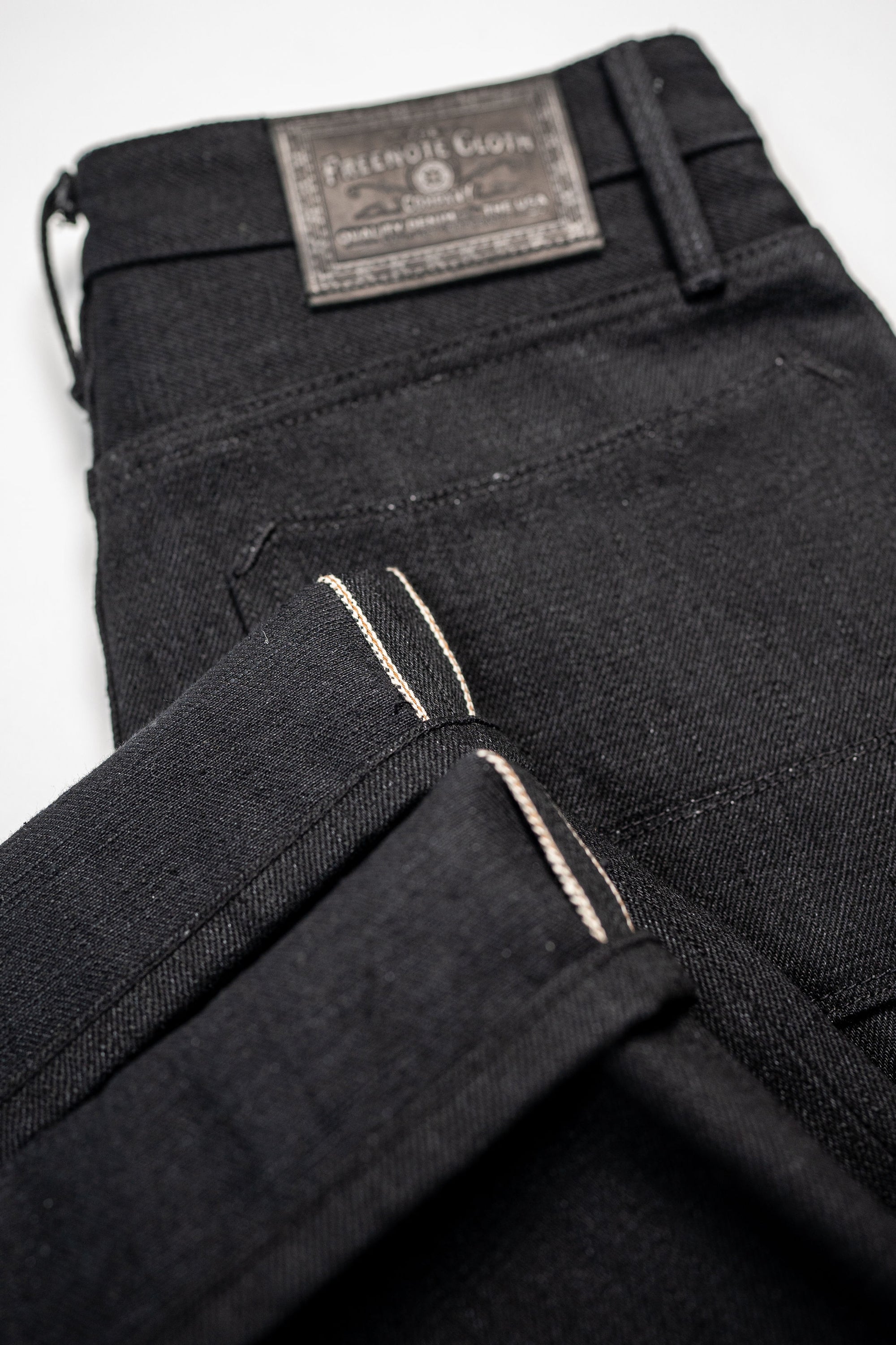 Freenote Cloth Trabuco - 17oz Black Slub