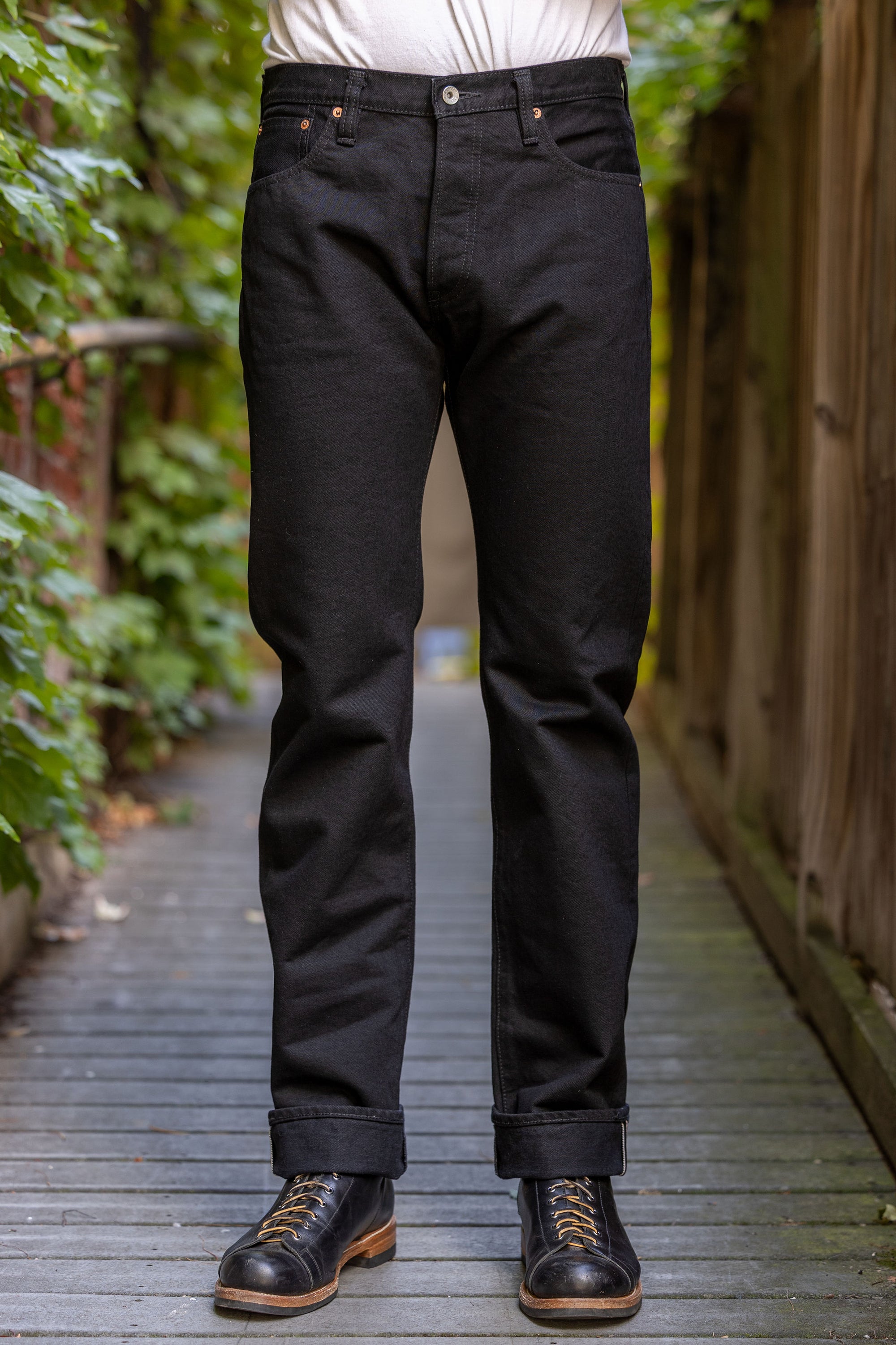 Iron Heart IH-634S-142bb 14oz Selvedge Denim Straight Cut Jeans - Black/Black