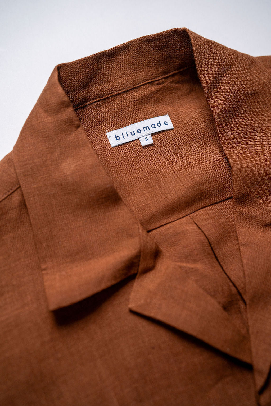 Blluemade Spread Collar Shirt - Leather Belgian Linen