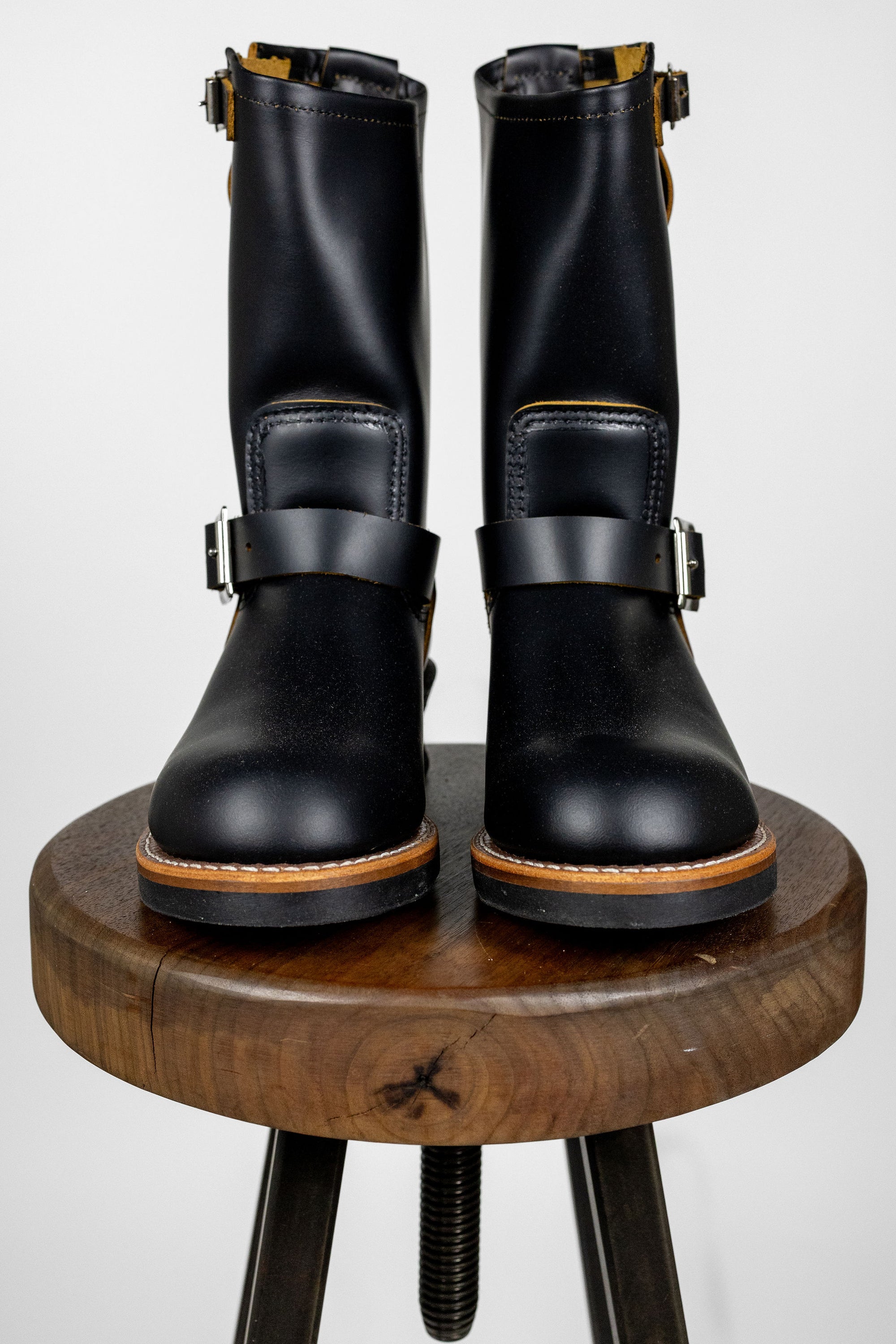 Red Wing 2966 Engineer - Black Klondike Leather