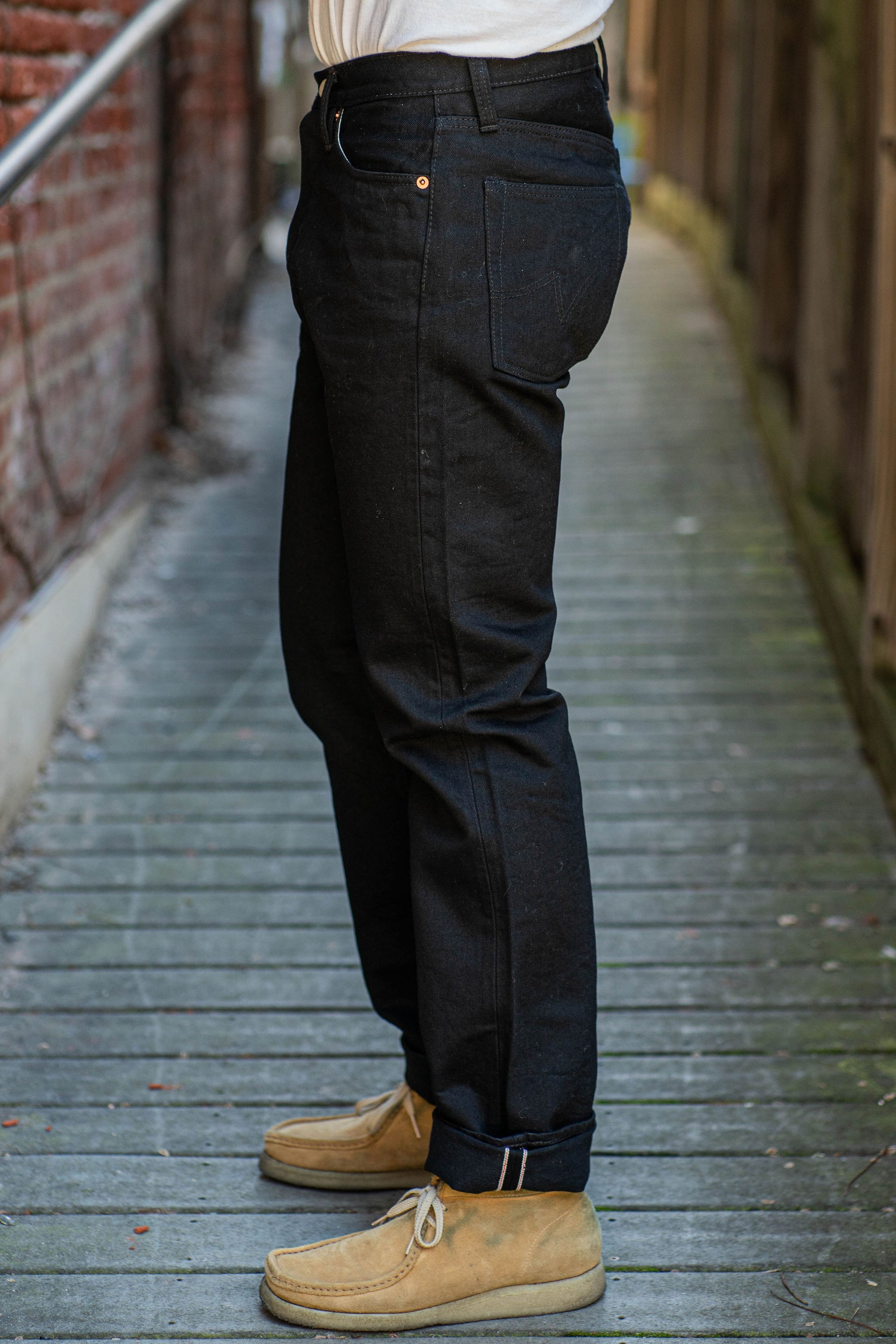 Iron Heart IH-888S-142bb 14oz Selvedge Denim Mid/High Rise Tapered Cut Jeans - Black/Black