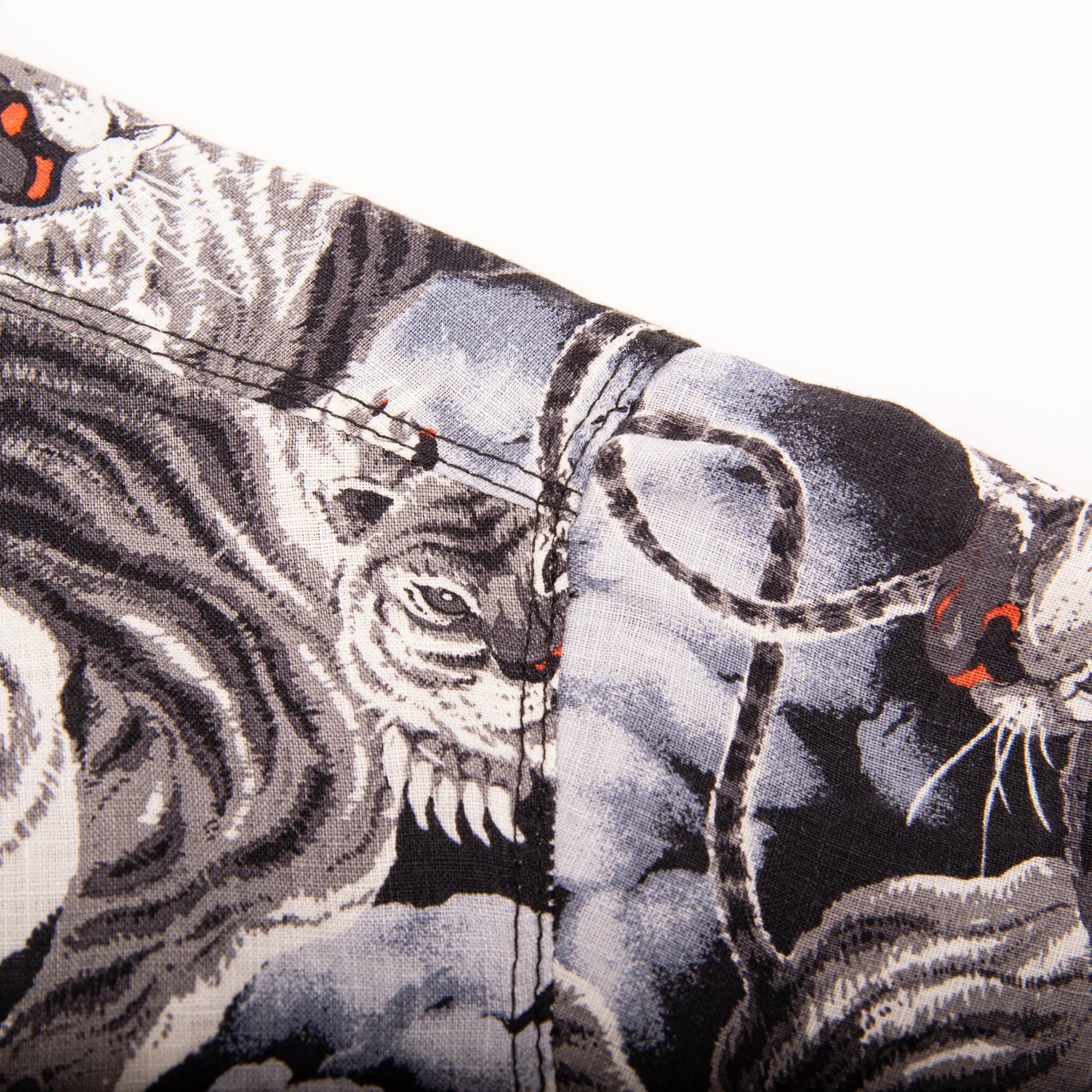 Freenote Cloth Hawaiian - Black Tigers