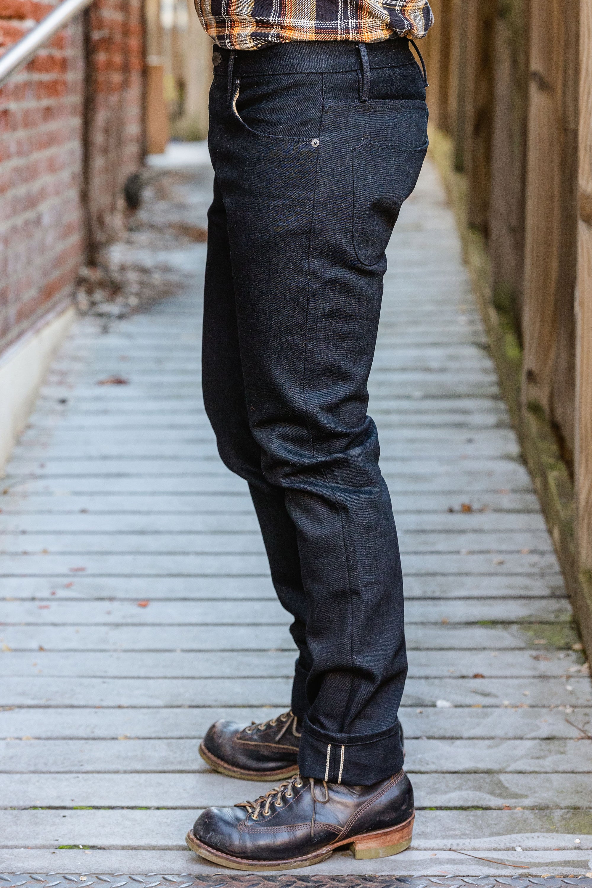 Freenote Cloth Avila - 17oz Black Slub
