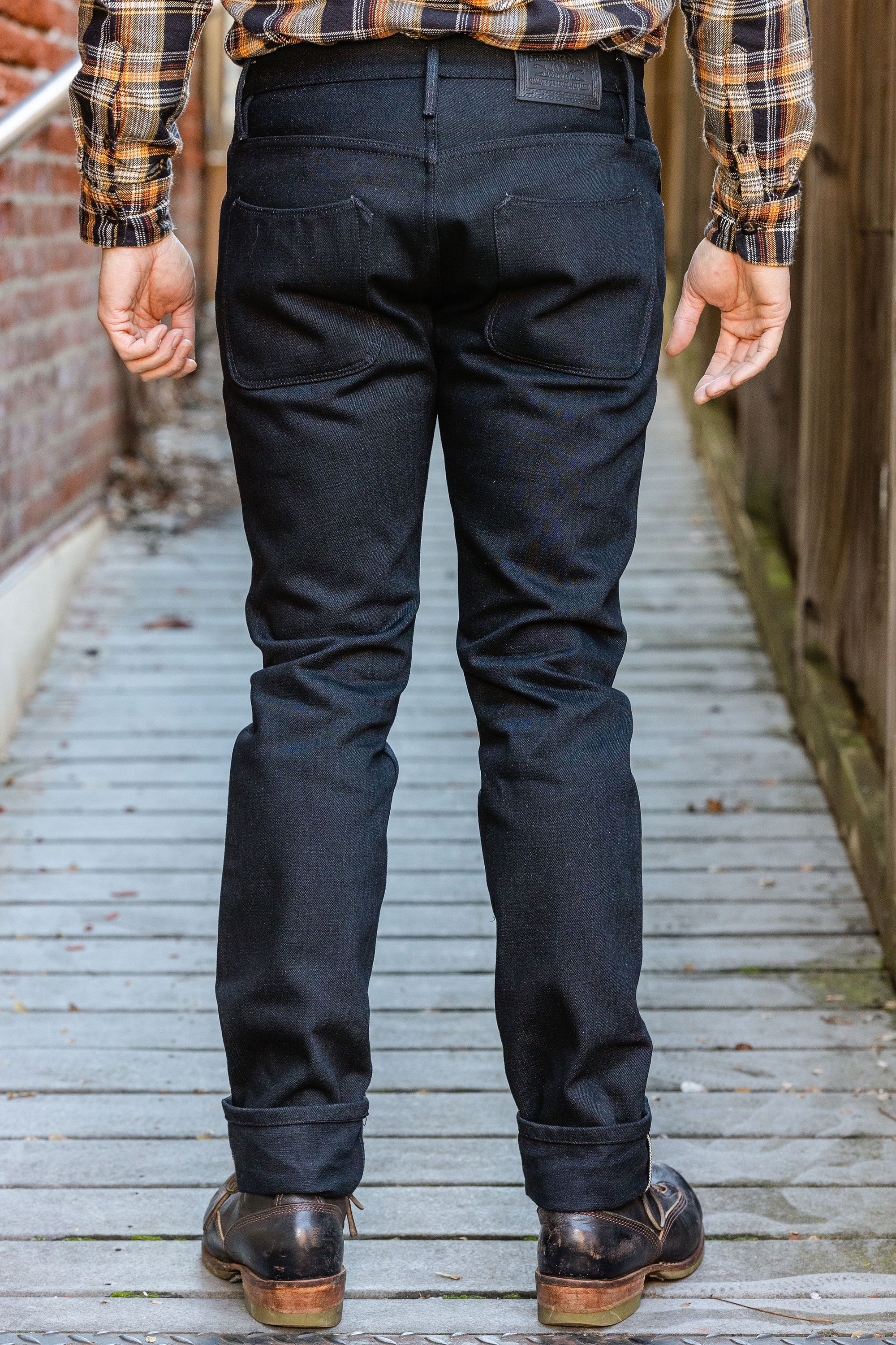 Freenote Cloth Avila - 17oz Black Slub