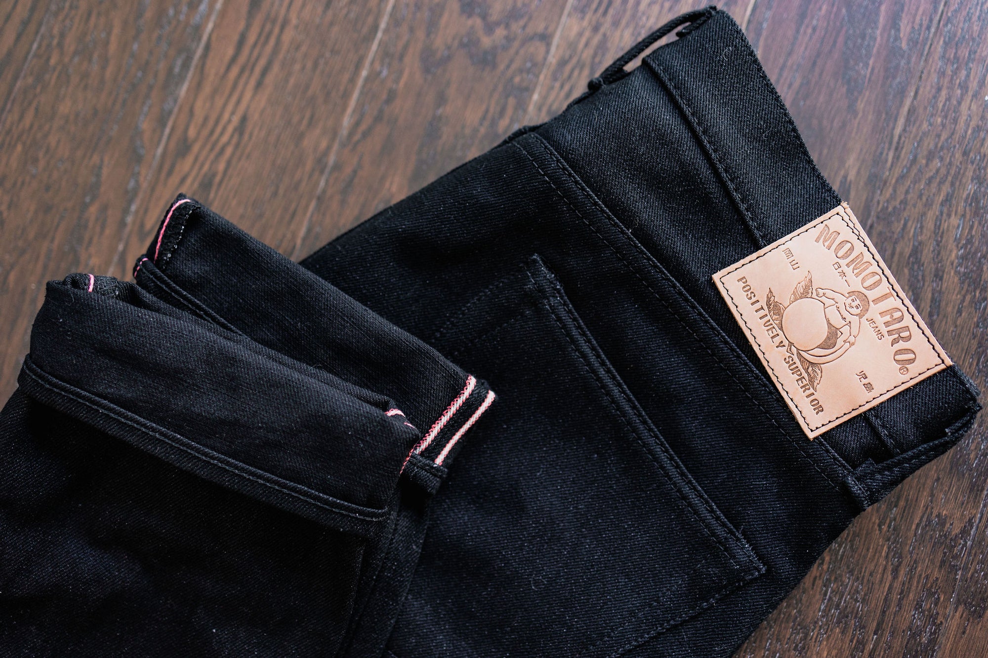 Momotaro 0306-B Tight Tapered 15.7oz Zimbabwe - Black