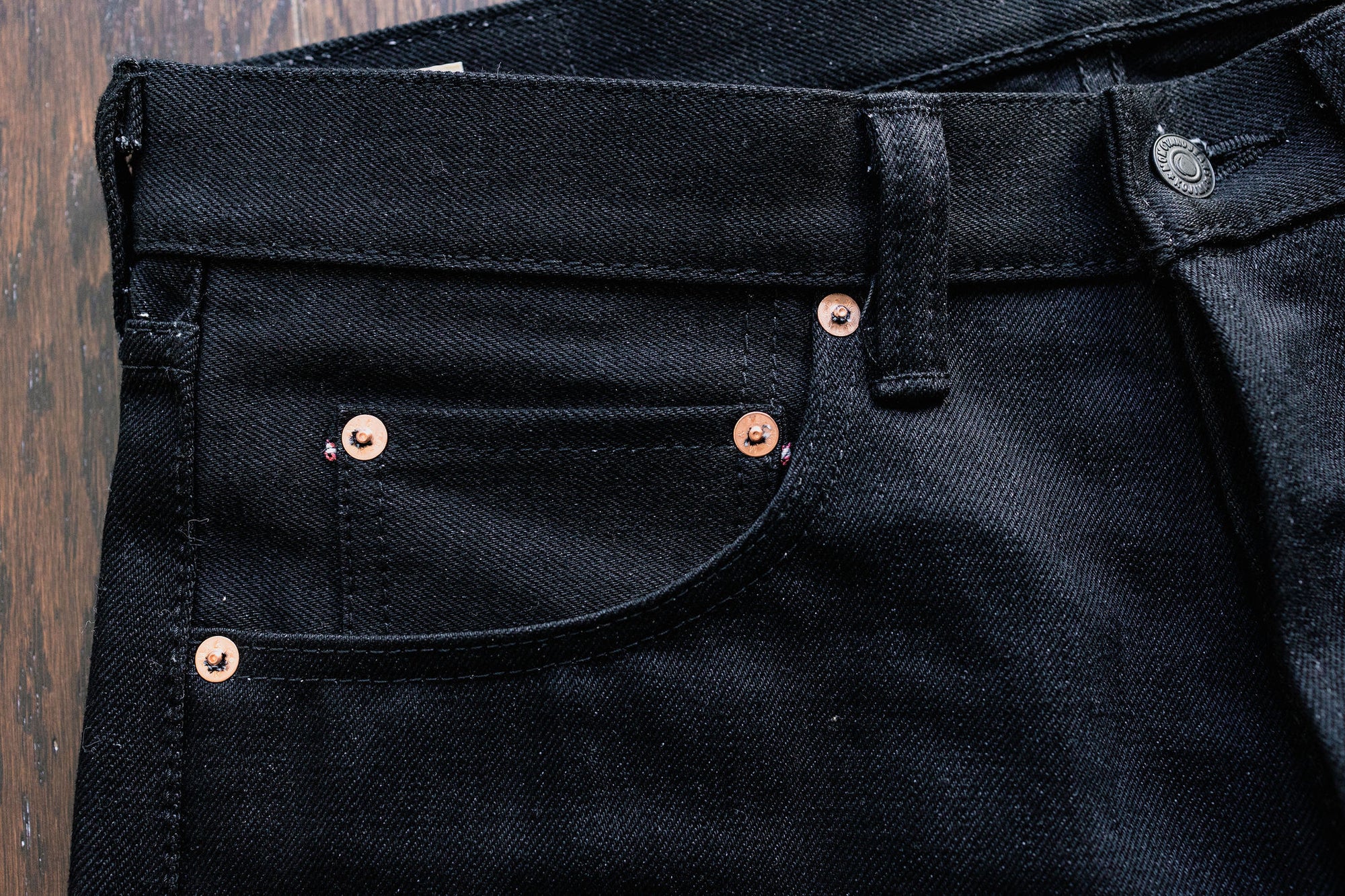 Momotaro 0306-B Tight Tapered 15.7oz Zimbabwe - Black