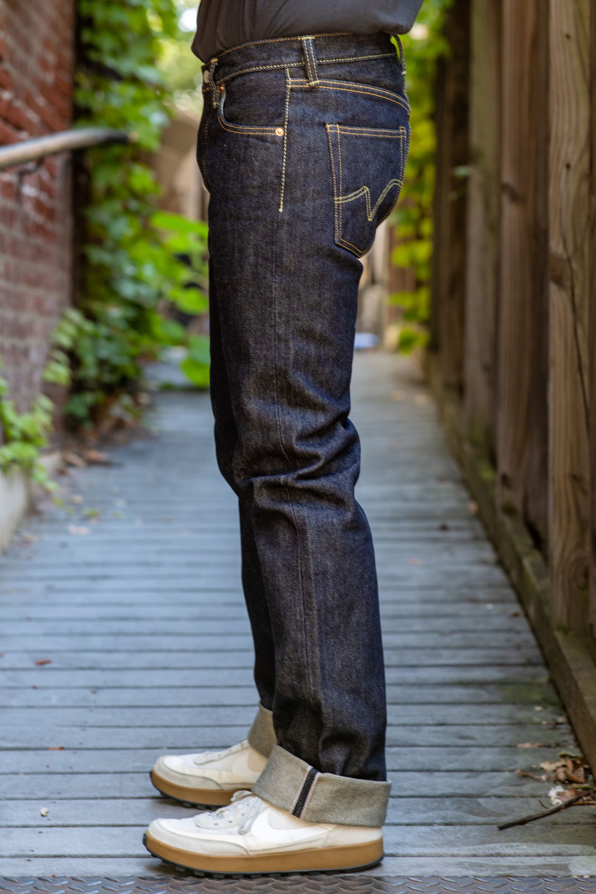Iron Heart IH-666S-21 Indigo 21oz. Selvedge Denim - Slim Cut