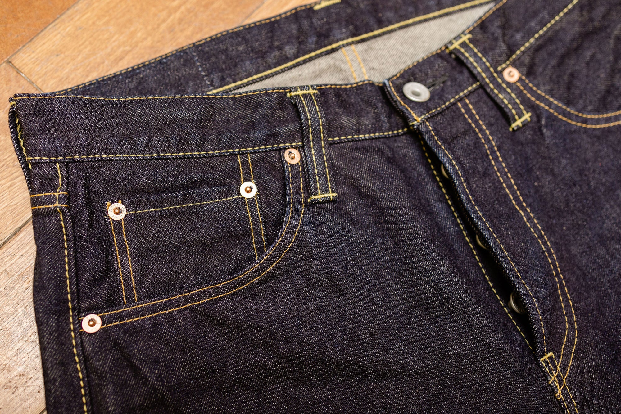 Iron Heart IH-666S-142 14oz Selvedge Denim Slim Straight Cut Jeans - Indigo