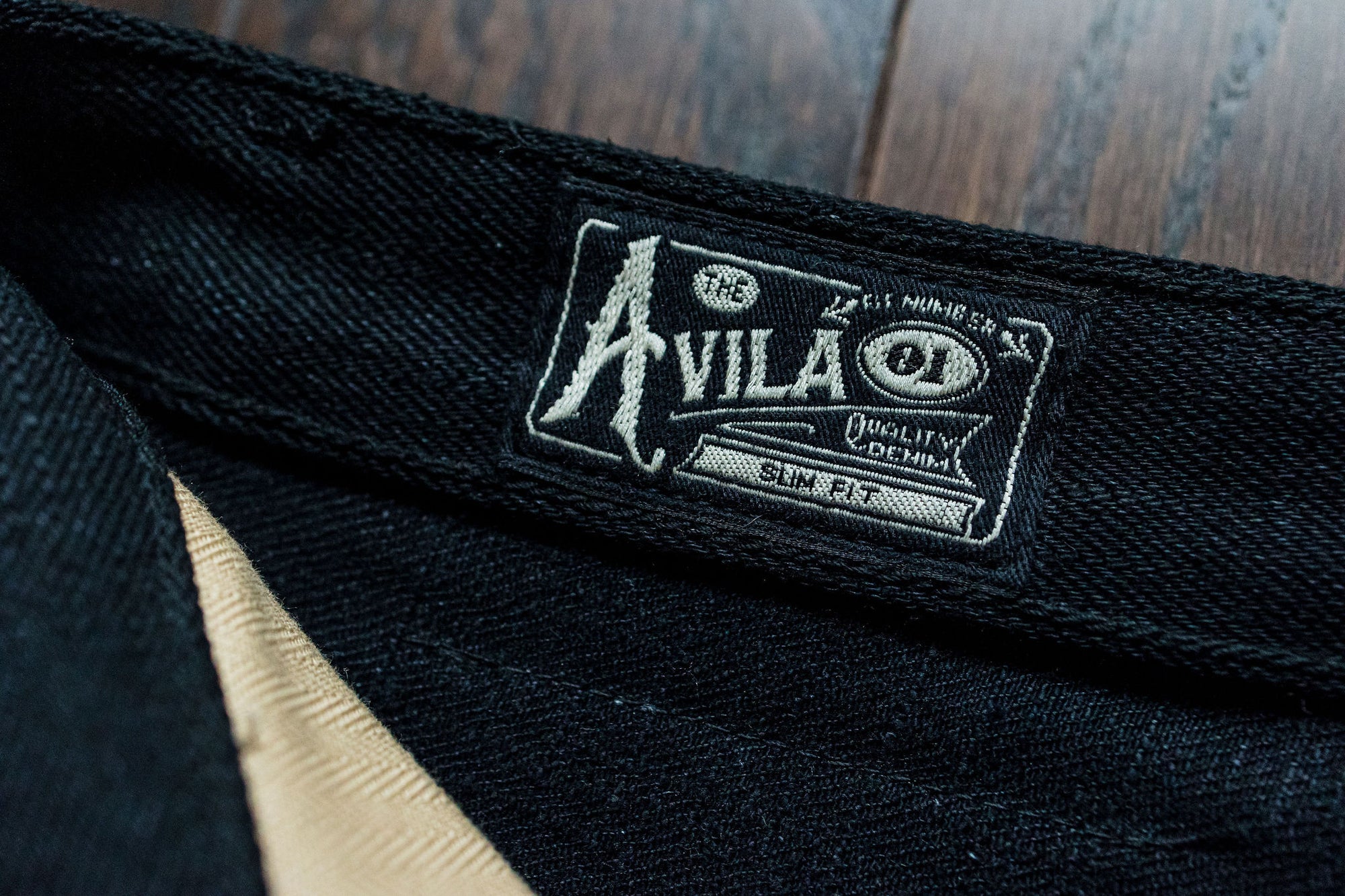 Freenote Cloth Avila - 17oz Black Slub