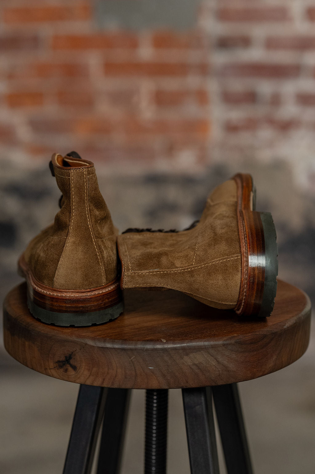 Alden 4011HC Mocc Toe Boot - Snuff Suede