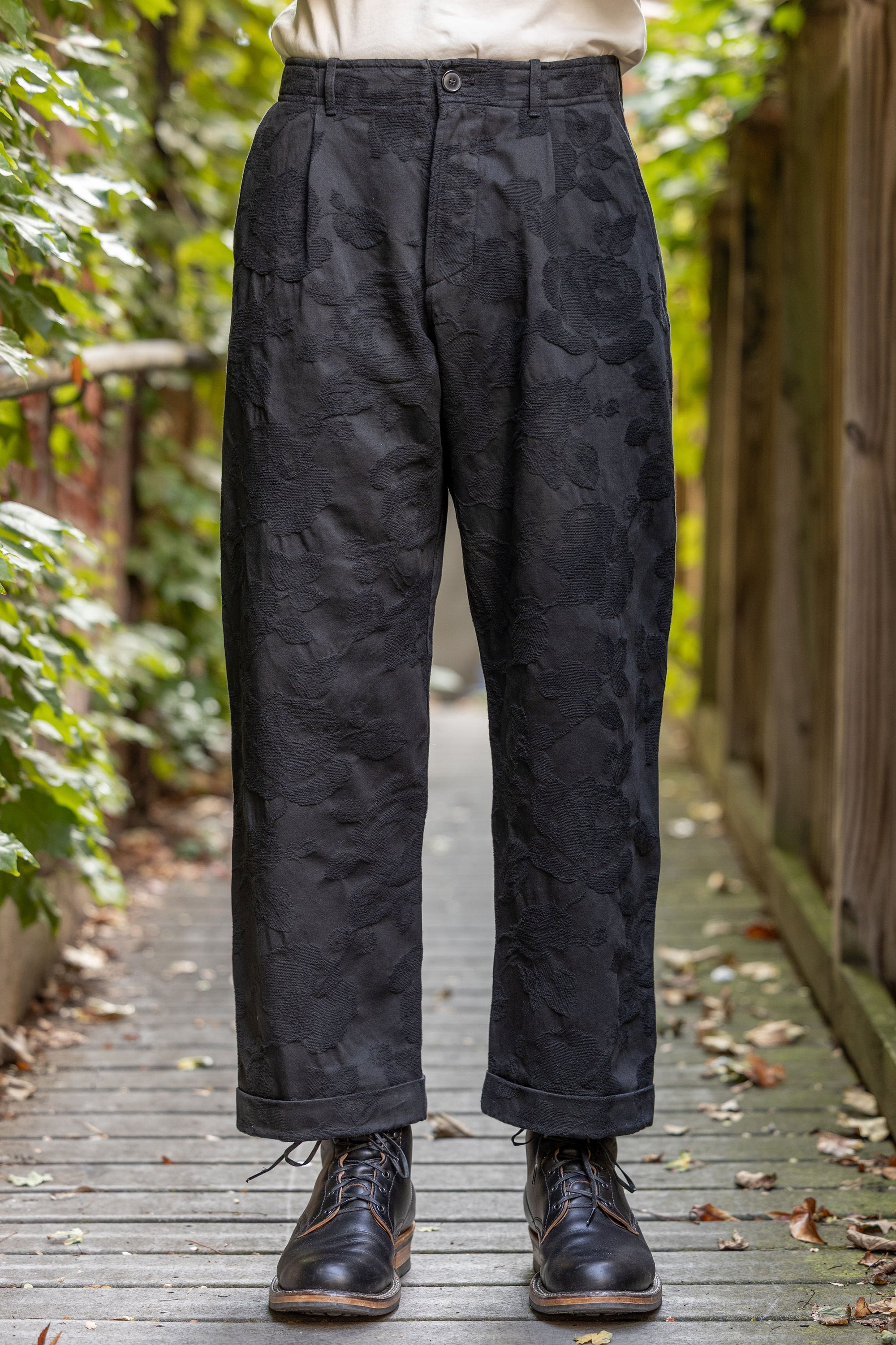 Hansen Garments Bobby Wide Pleated Trousers - Black Flowers