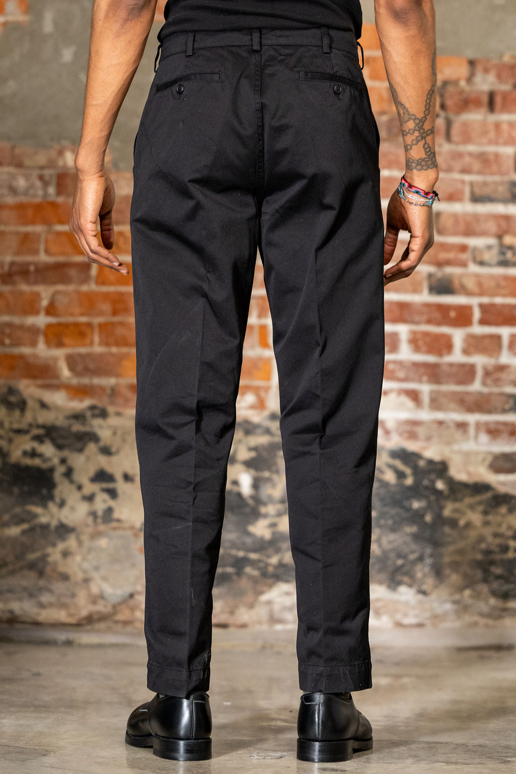Knickerbocker Canal Tapered TwillForm Pant - Black