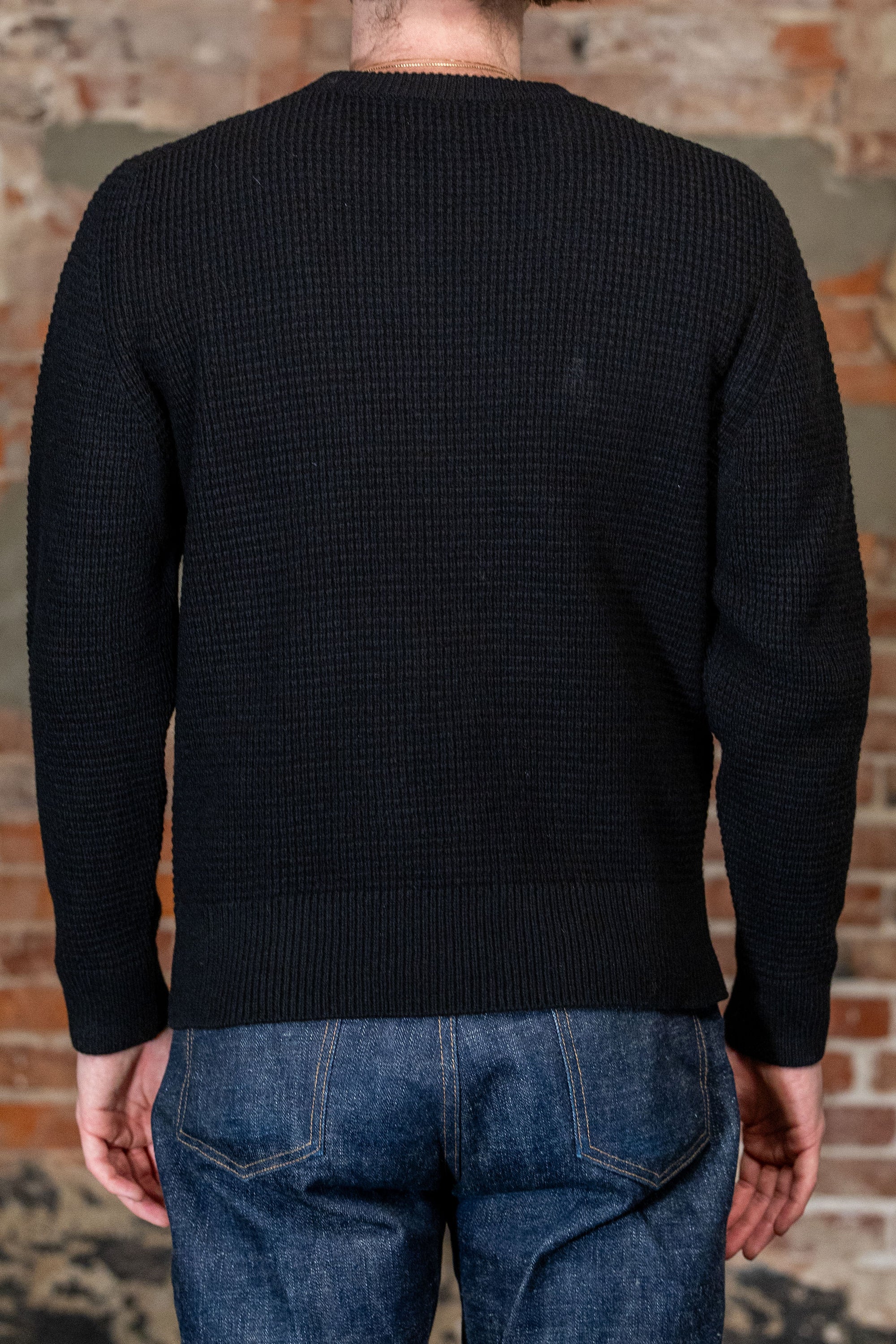 Merz b. Schwanen BLADE02 Merino Wool-Cashmere Waffle Structured Pullover - Deep Black