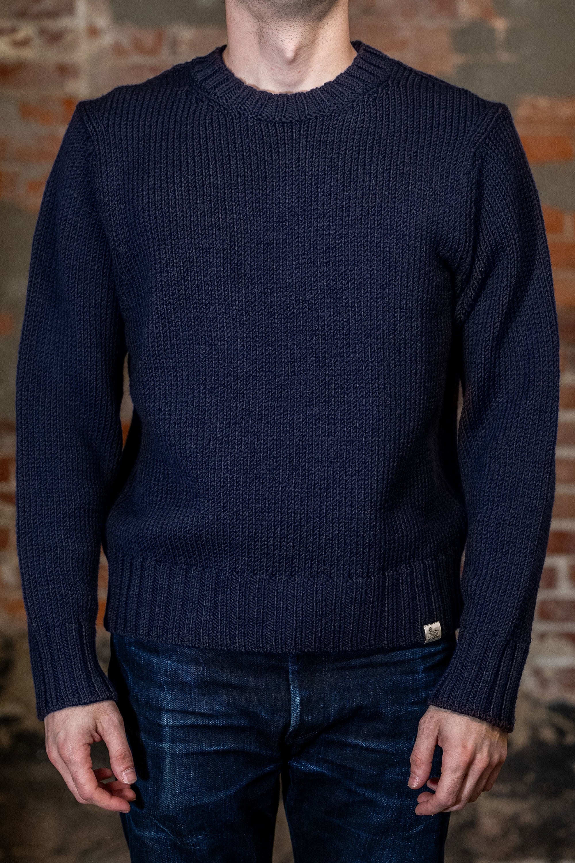 Merz b. Schwanen CREWKNIT01CTM Chunky Cropped Merino Wool Sweater - Ink Blue