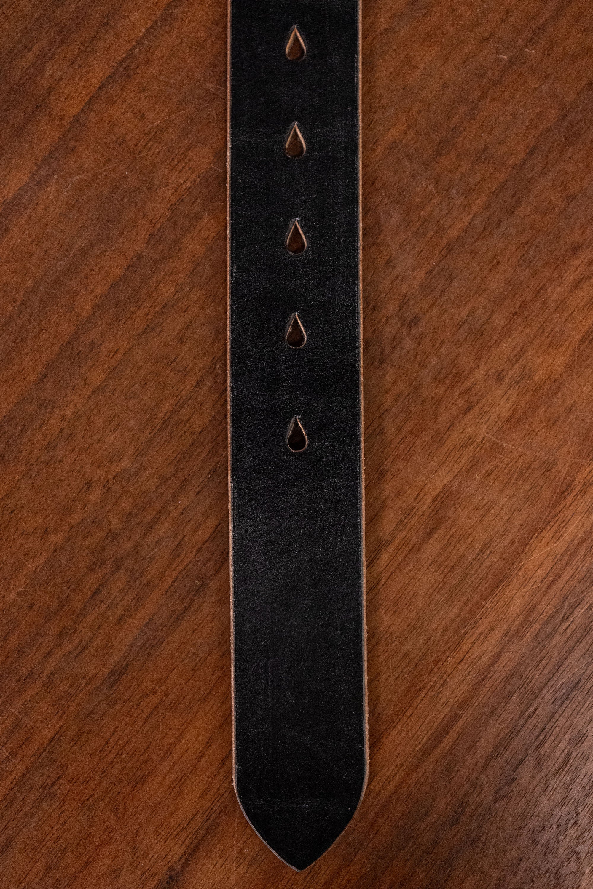 Hollows Leather Trail Belt - Black English Bridle Brass Buckle