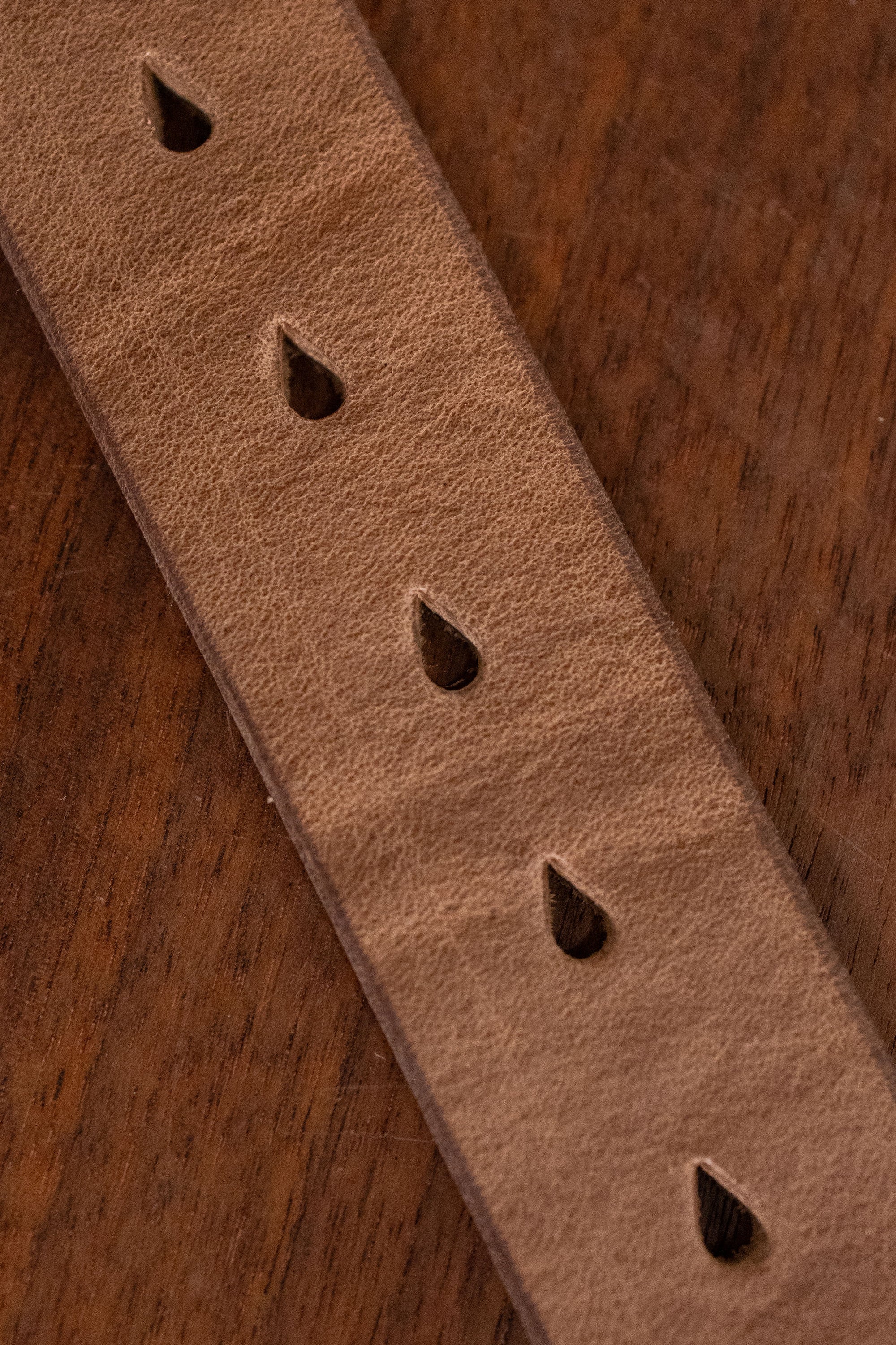 Hollows Leather Trail Belt - Natural Chromexcel Brass Buckle