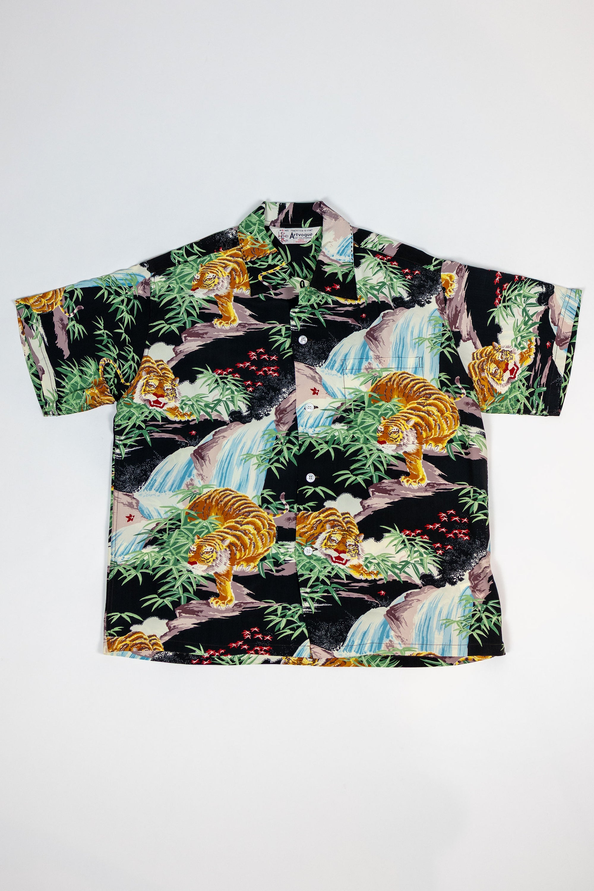 Sun Surf Special Edition "Sasa Tora" - Black