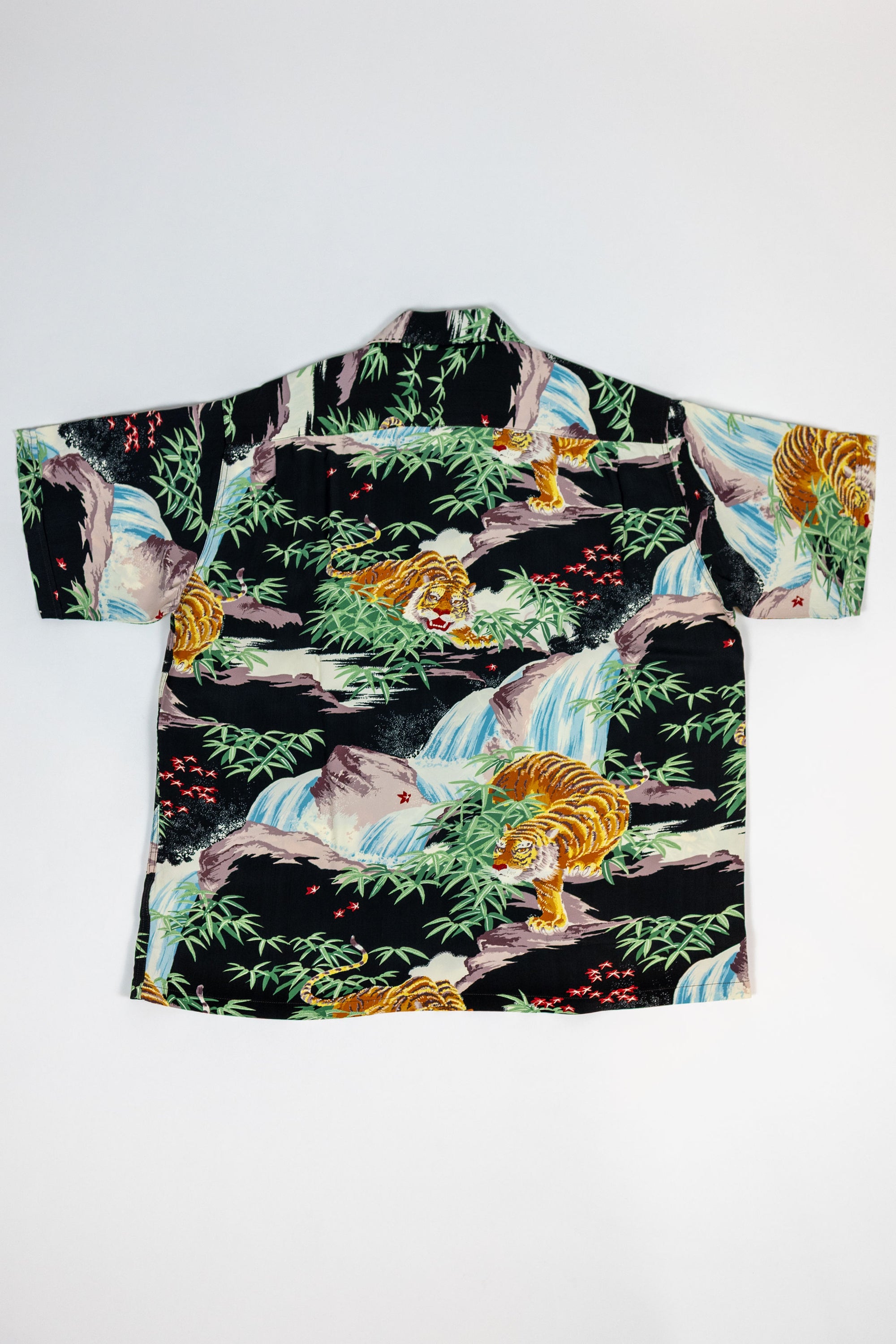 Sun Surf Special Edition "Sasa Tora" - Black