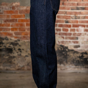 Pure Blue Japan XX-002 Piped Straight - Indigo. on model side proile