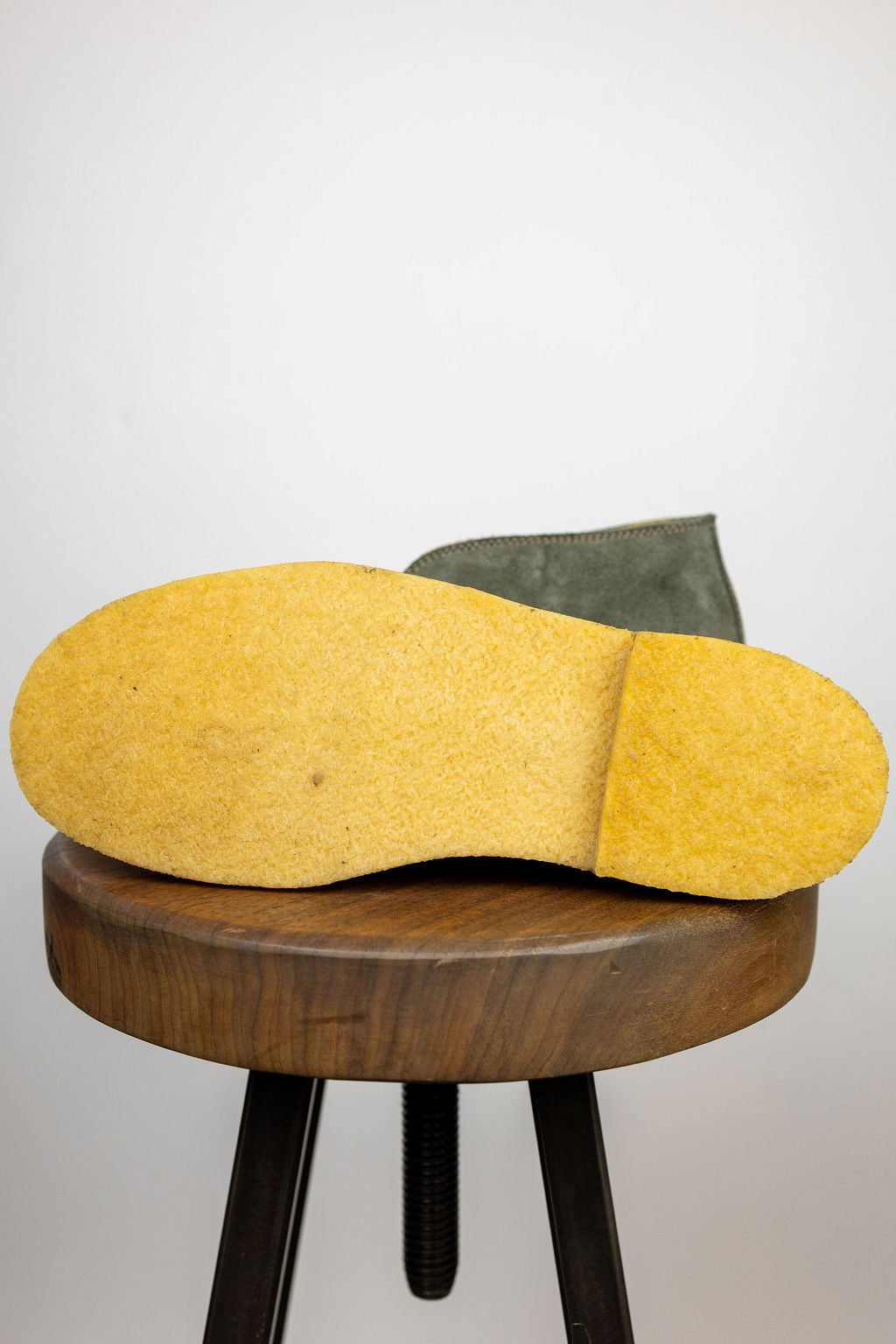 John Lofgren Military Desert Boot - Japanese Suede Olive
