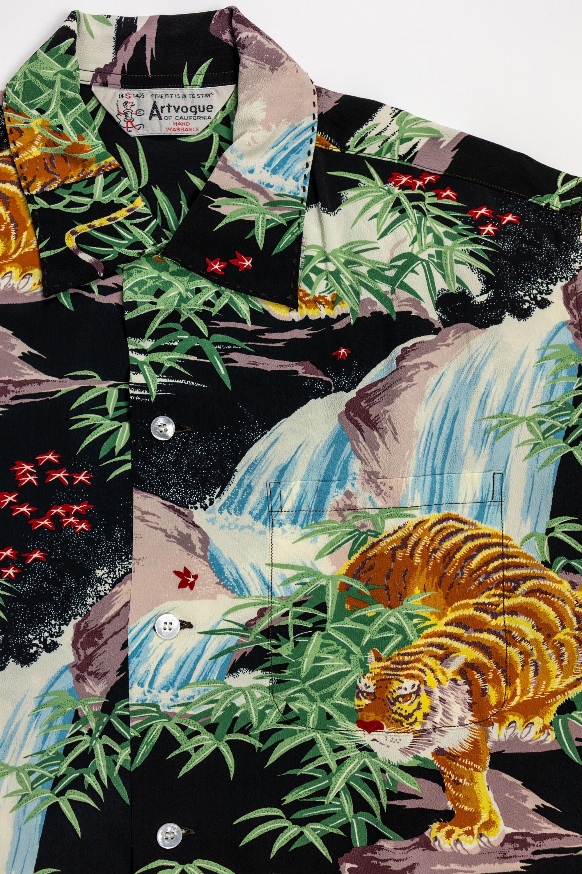 Sun Surf Special Edition "Sasa Tora" - Black