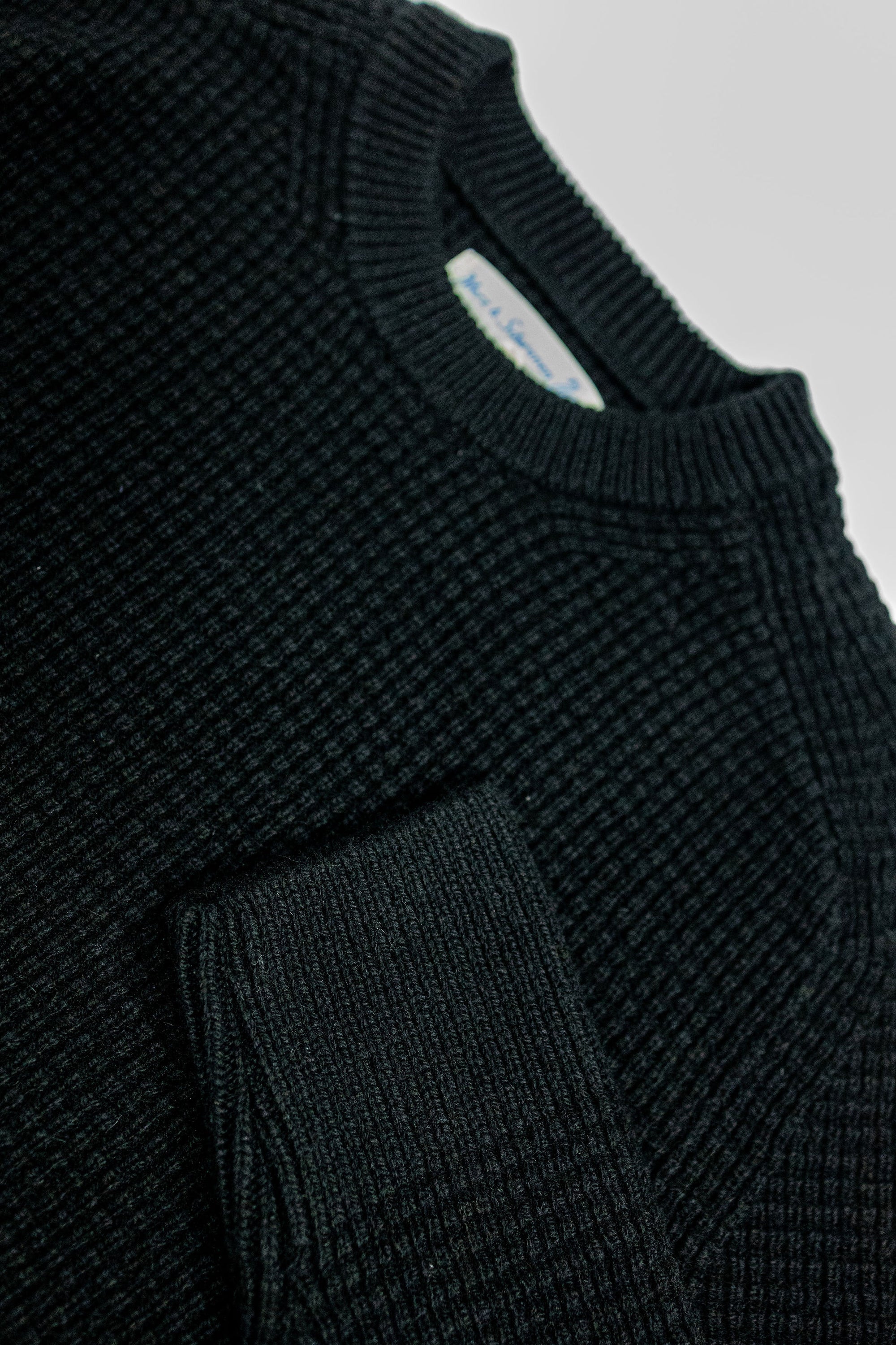 Merz b. Schwanen BLADE02 Merino Wool-Cashmere Waffle Structured Pullover - Deep Black