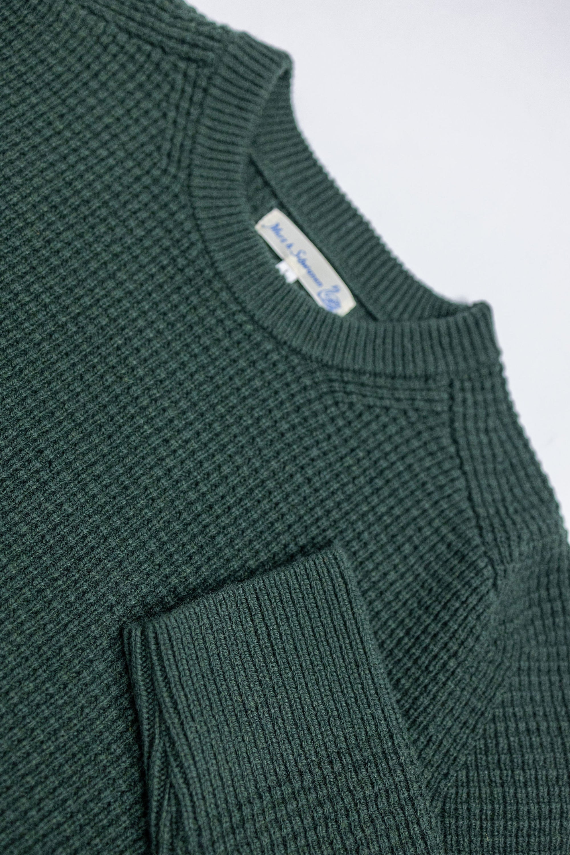 Merz b. Schwanen BLADE02 Merino Wool-Cashmere Waffle Structured Pullover - Bottle Green