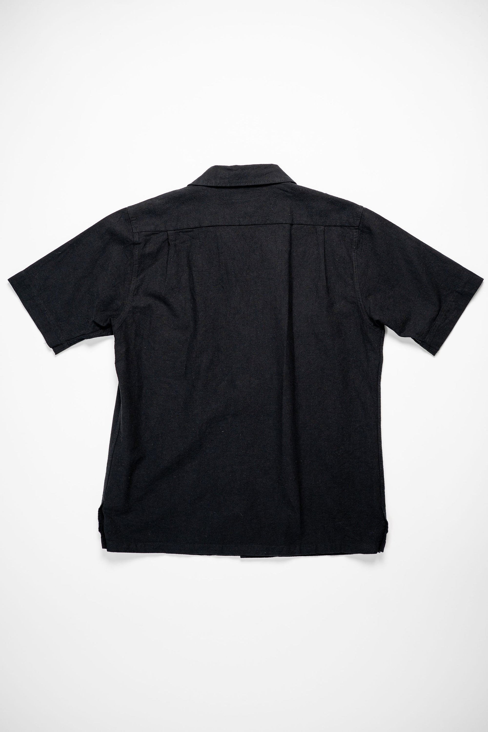 Seuvas Open Necked Short Sleeve - Black