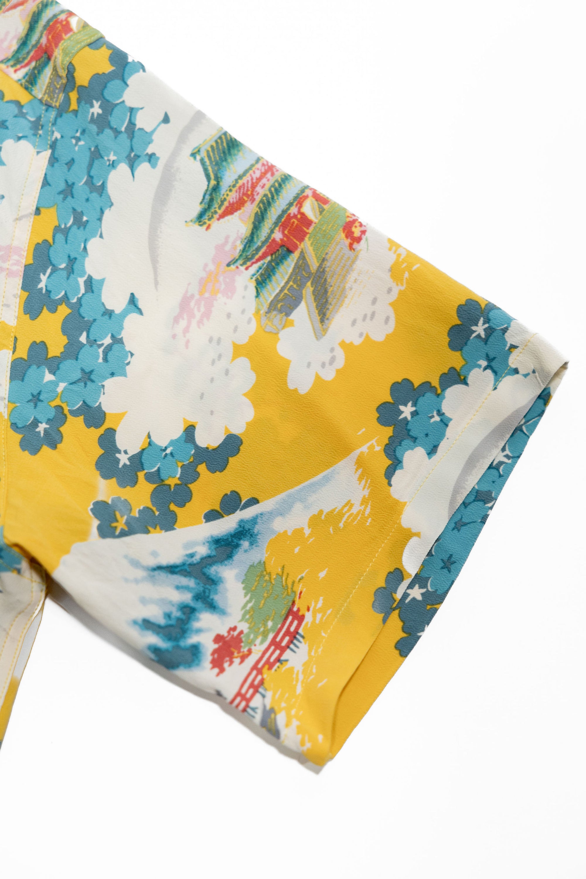 Sun Surf Rayon Hawaiian Shirt “Ancient Capital” - Yellow