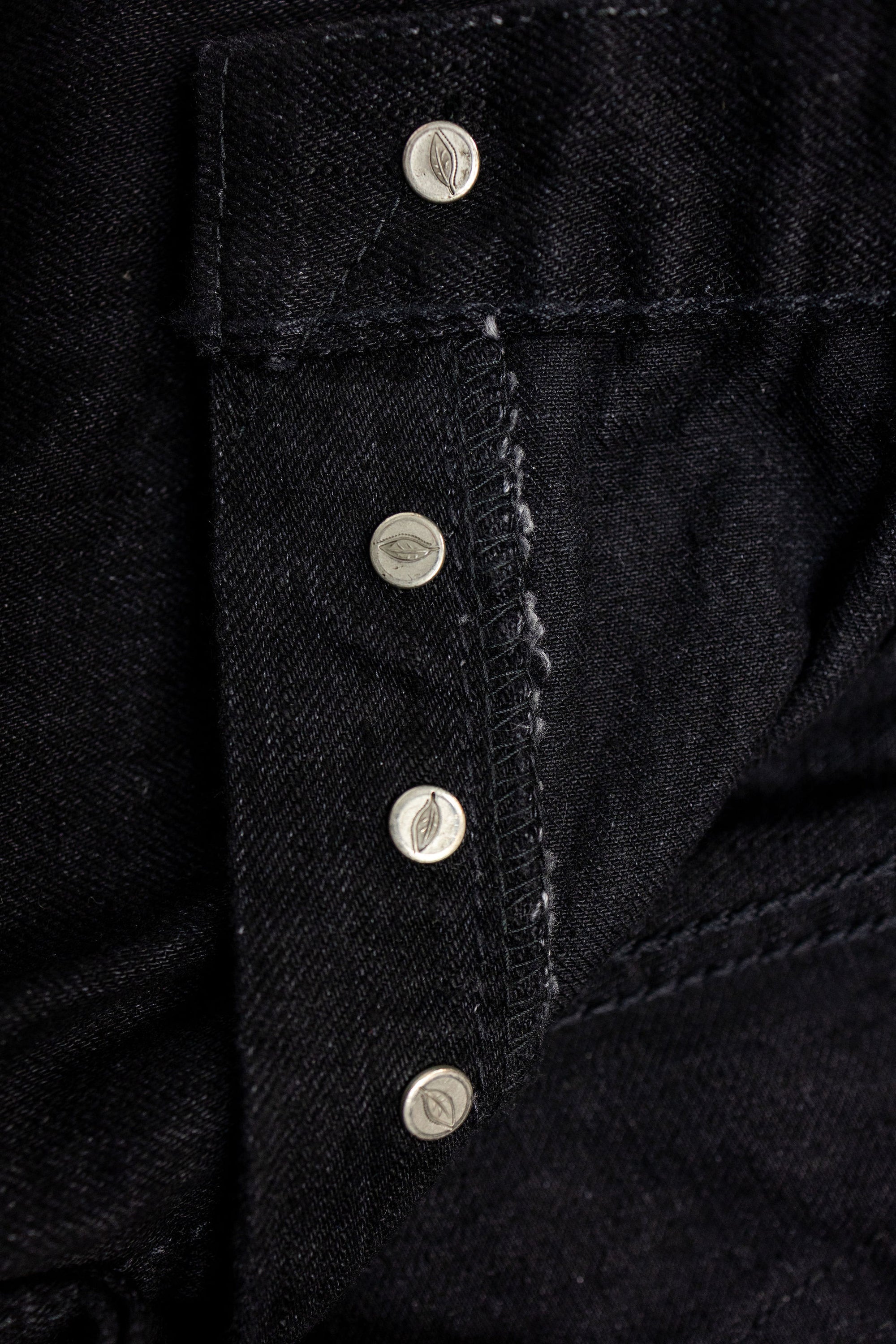 Pure Blue Japan XX-019-BK Relaxed Tapered - 14oz Double Black Denim (Rinsed)