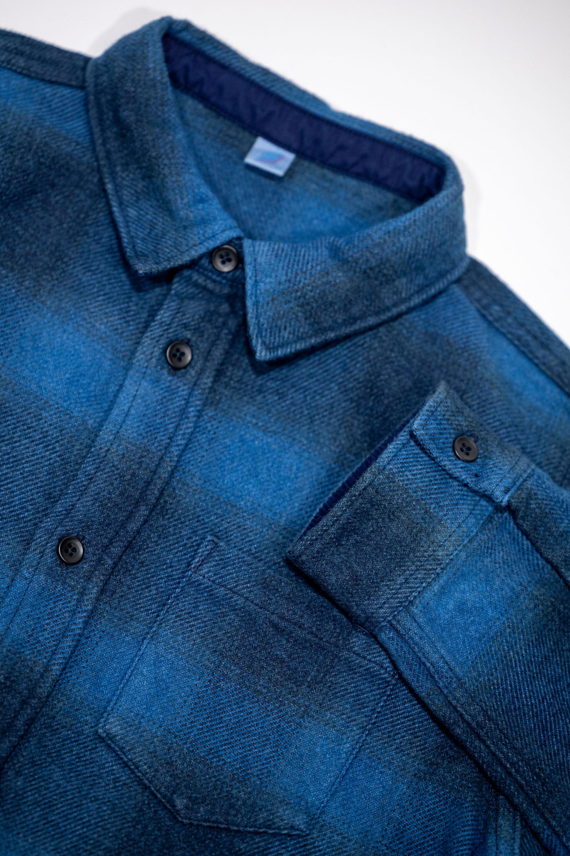 Pure Blue Japan 2235-BE Tweed Check  Shirt - Beige Indigo Overdye. close up of collar and end of sleeve