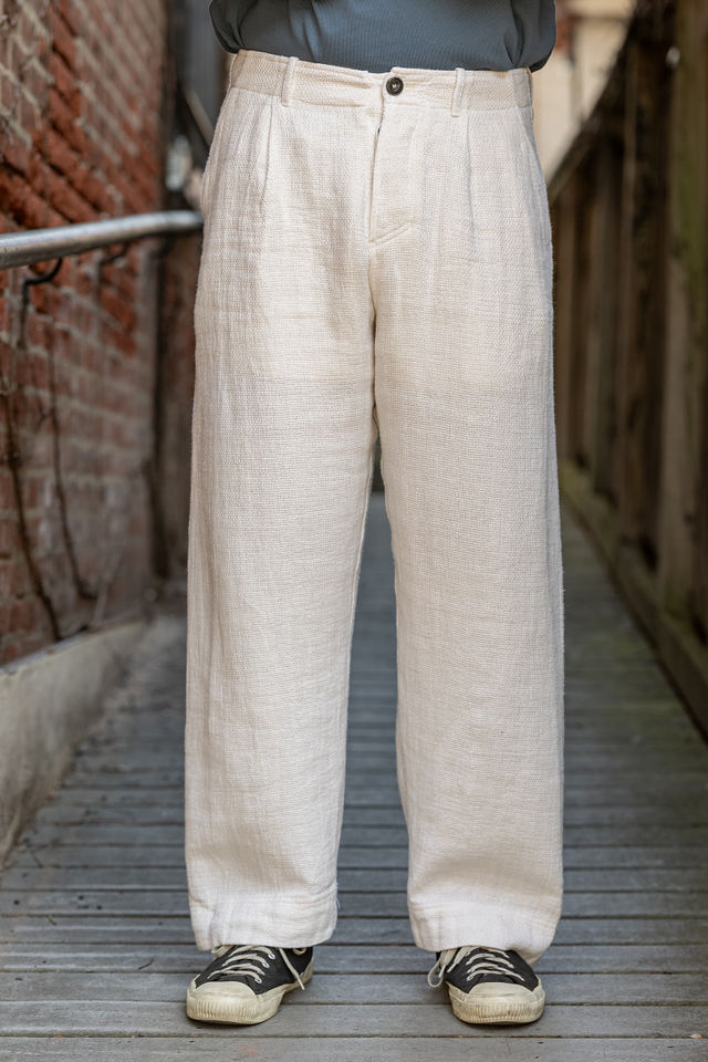 パンツ DOUBLE PLEATED TROUSERS DIRTY WHITE 24AW DOUBLE PLEATED TROUSERS | MARKAWARE(マーカウェア) / パンツ