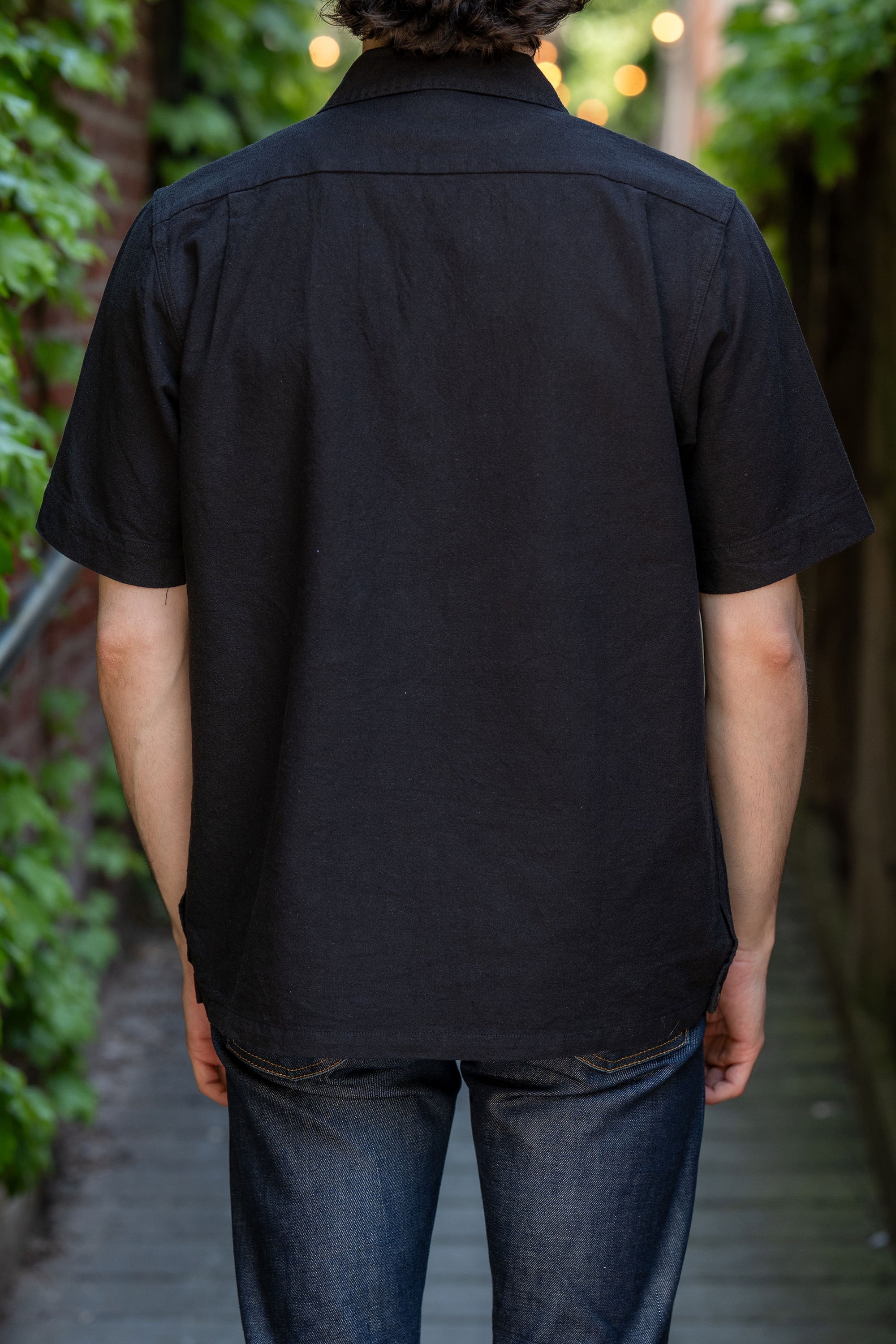 Seuvas Open Necked Short Sleeve - Black