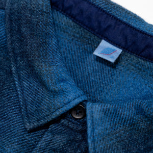 Pure Blue Japan 2235-BE Tweed Check  Shirt - Beige Indigo Overdye. close up of collar detail