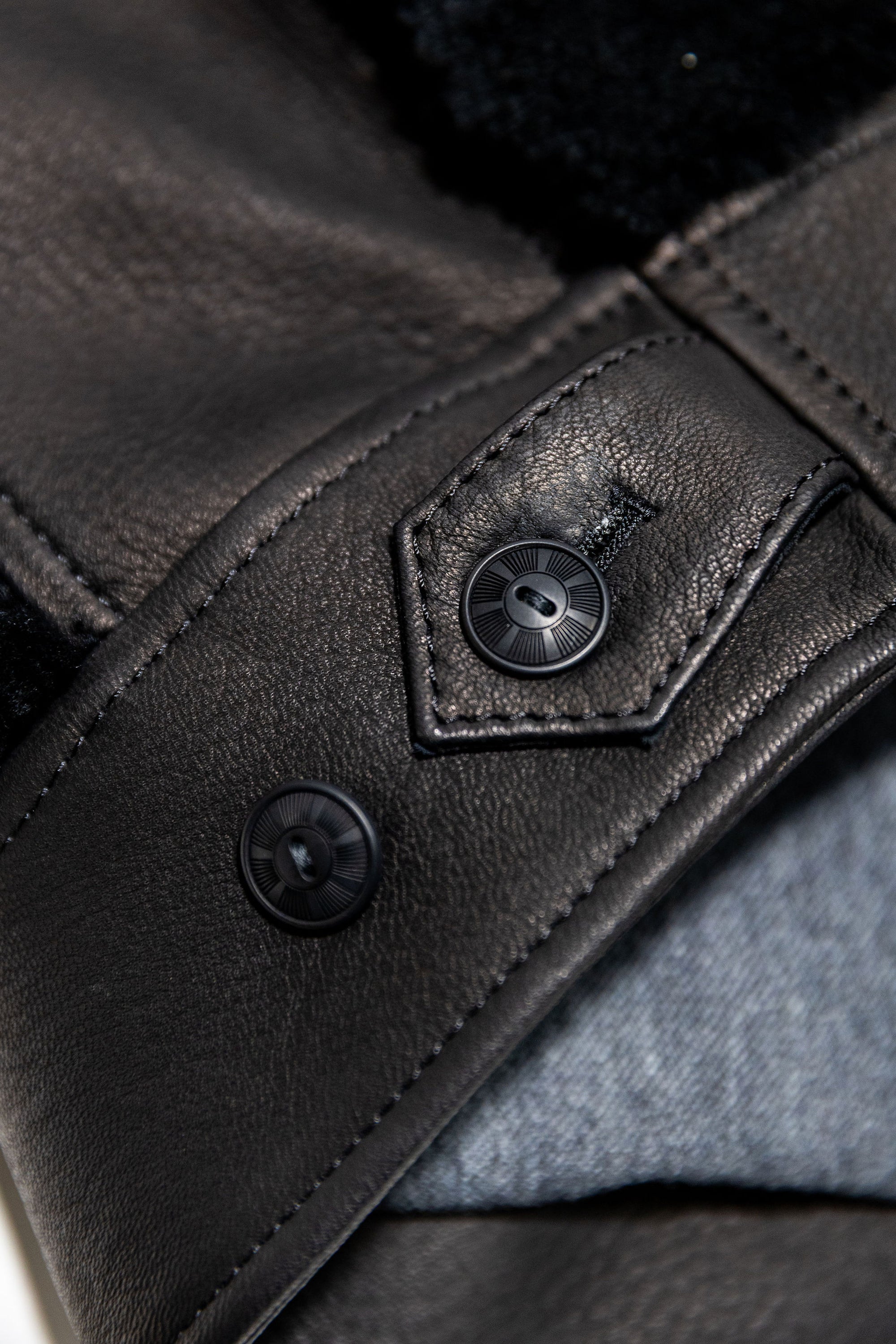 Y'2 Y2-10-SP 10th Anniversary Grizzly Jacket - Black Deerskin