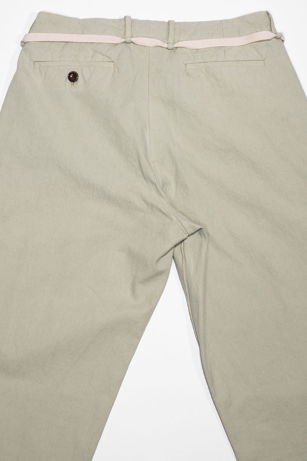 Seuvas Canvas Tapered 2-Tuck Pants (Regular) - Matcha