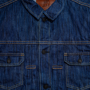 Pure Blue Japan 6225-L Waterfall Denim Type 2 Jacket - Light Indigo. close up of front half