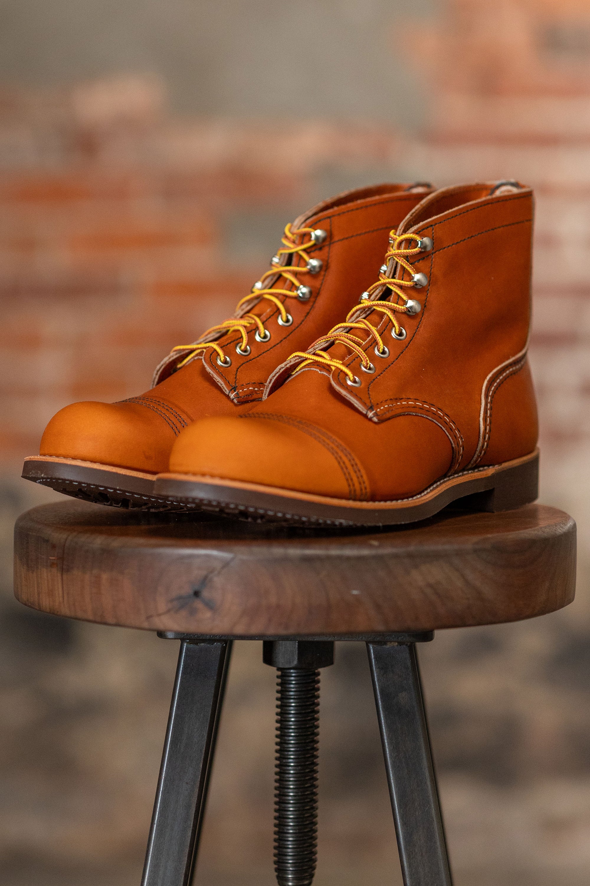 Red Wing Heritage Iron Ranger 8000 - Oro Legacy