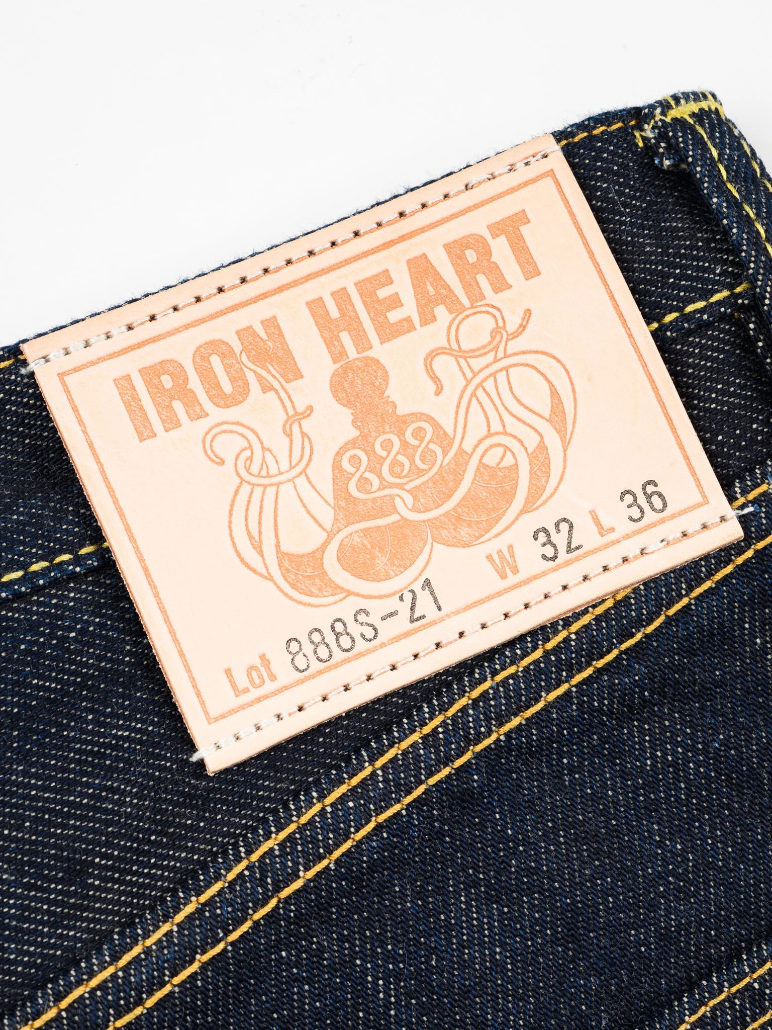 Iron Heart IH-888S-21 21oz Selvedge Denim Medium/High Rise Tapered Cut Jeans - Indigo