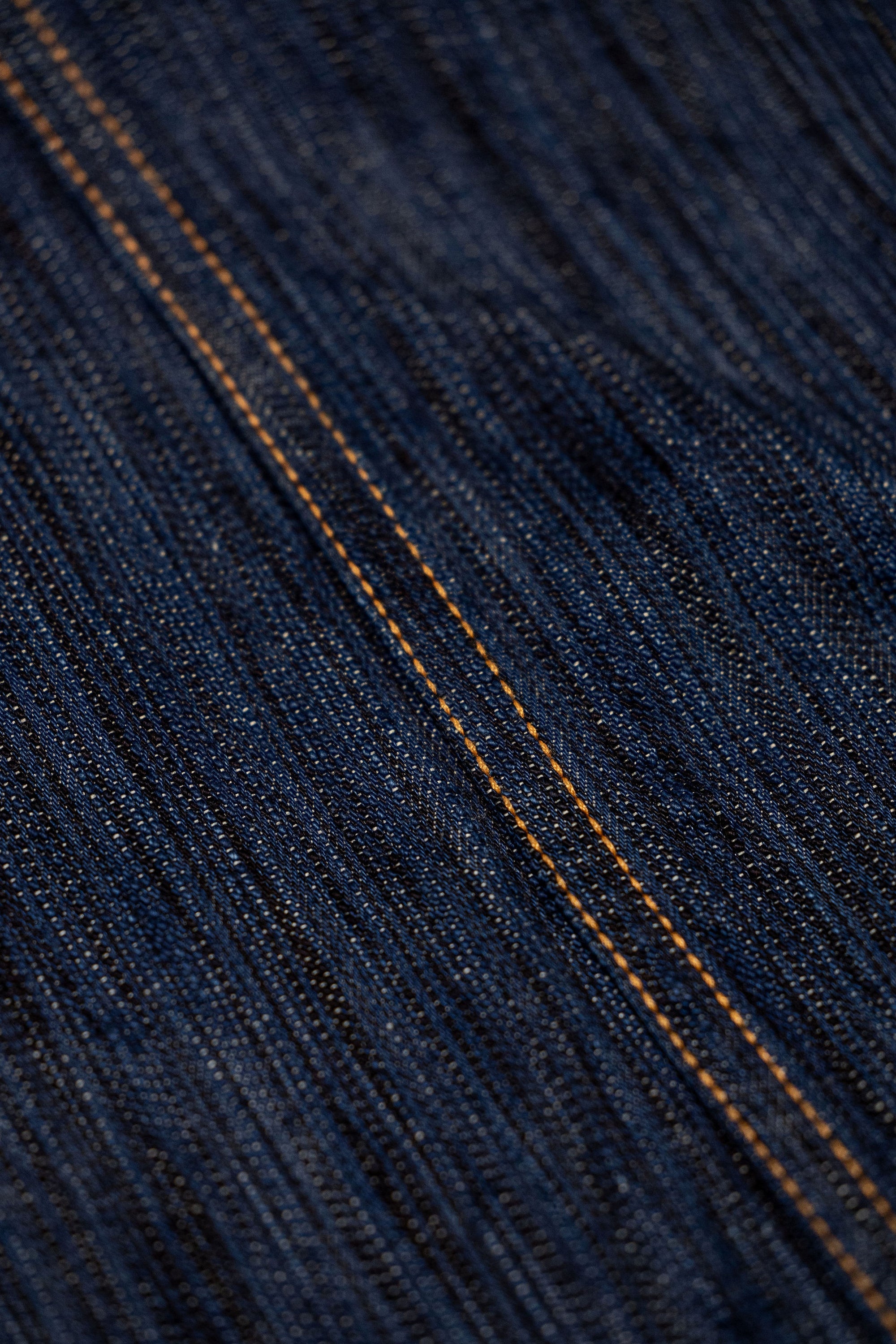 Pure Blue Japan 6226-L 14.5oz Waterfall Denim Type III Jacket - Light Indigo. close up of stitching 